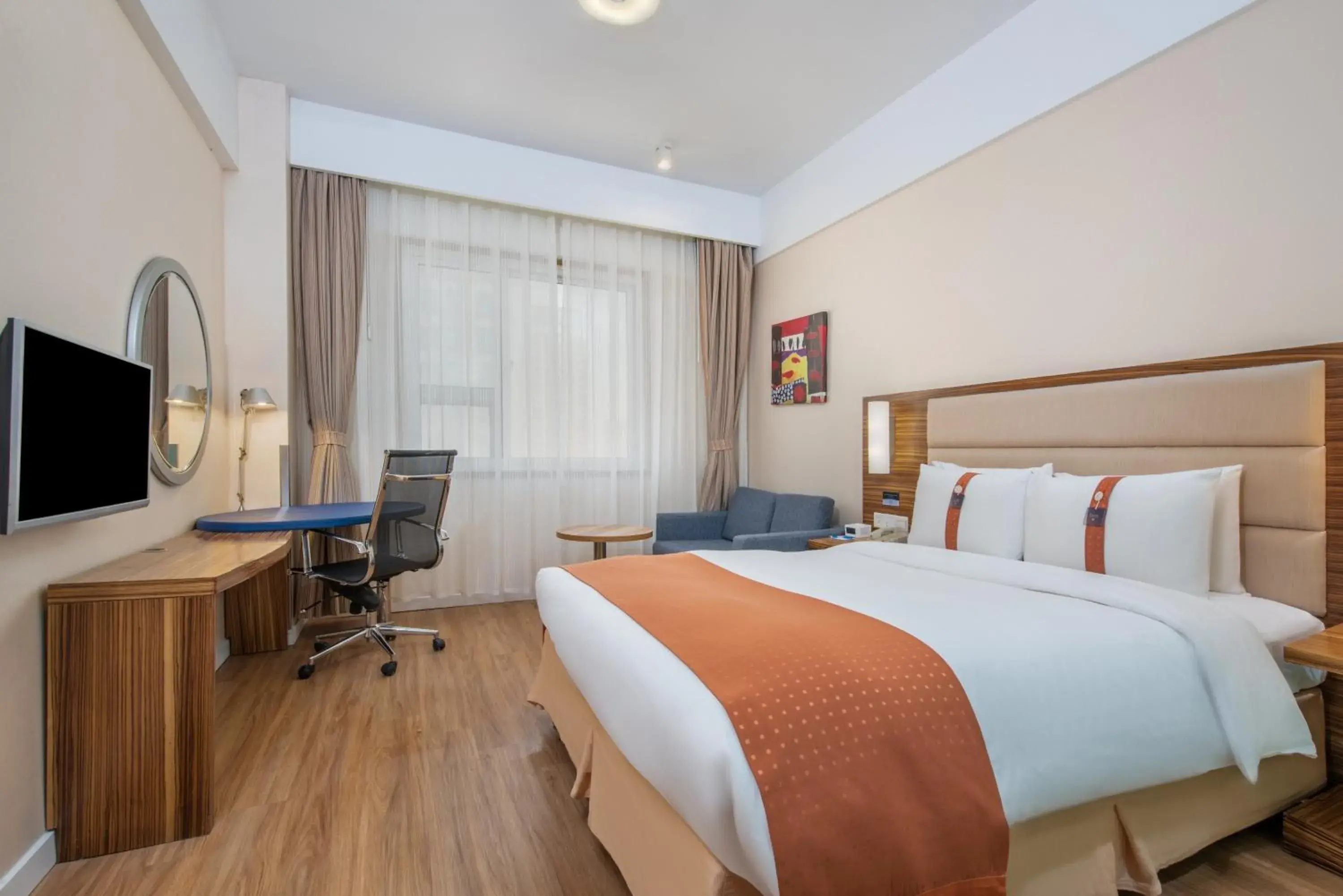 Photo of the whole room, Bed in Holiday Inn Express Hefei South, an IHG Hotel