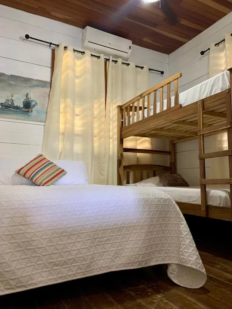 Bed in Looking Good Surf House San Juan del Sur