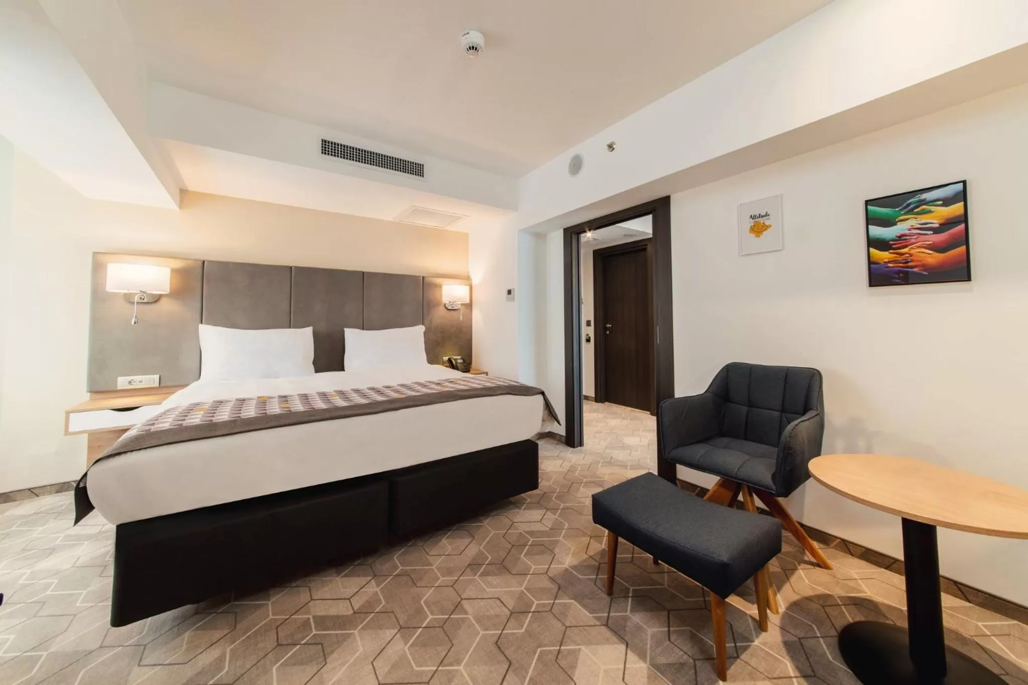 Photo of the whole room, Bed in Holiday Inn Bucharest - Times by IHG