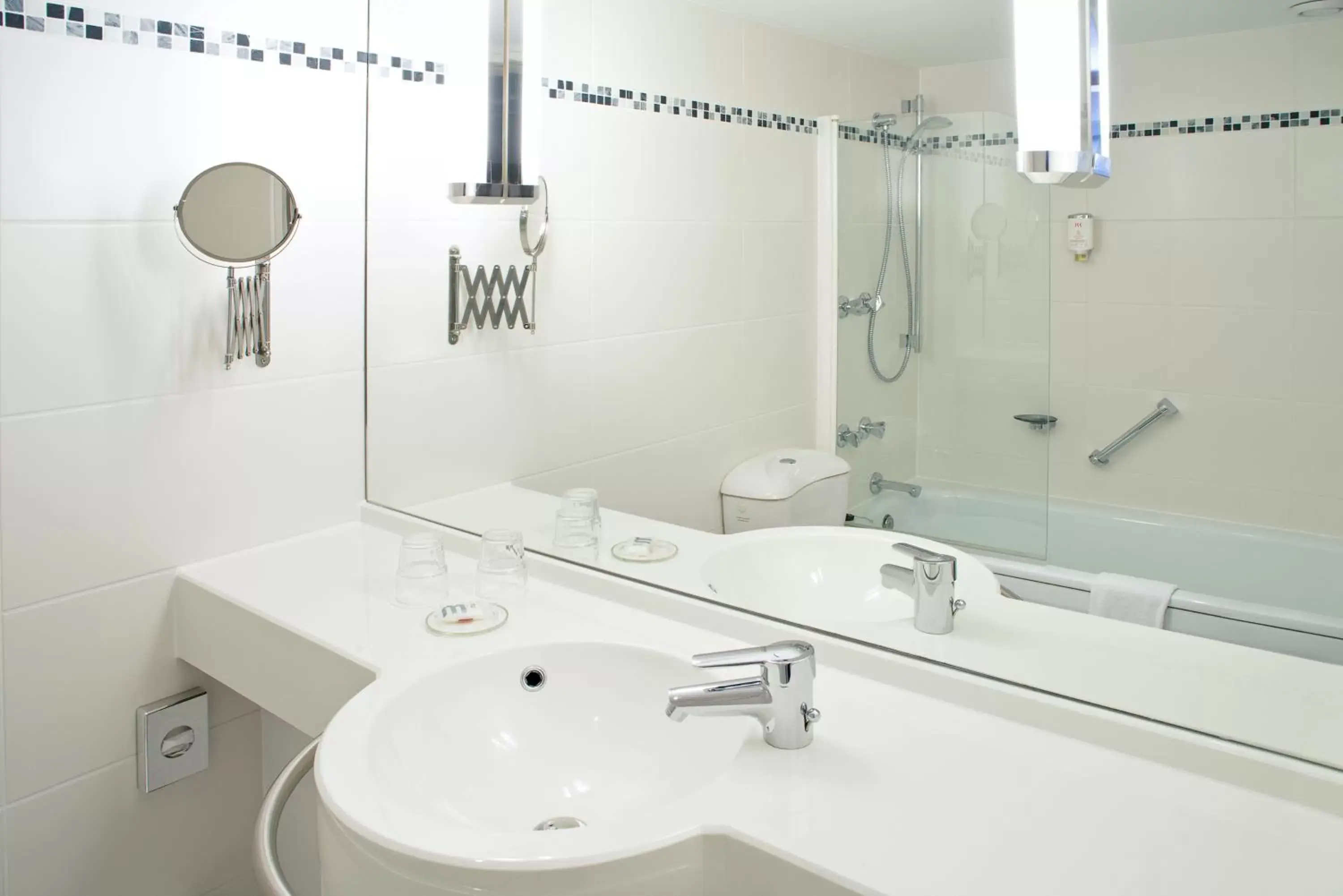 Bathroom in Mercure Hotel Hamm Bathroom in Mercure Hotel Hamm