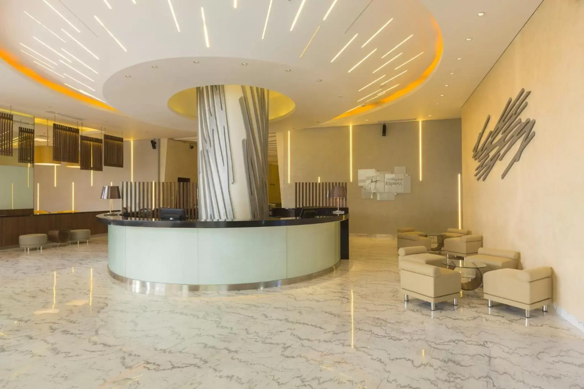 Property building, Lobby/Reception in Holiday Inn Express Jakarta Pluit Citygate, an IHG Hotel