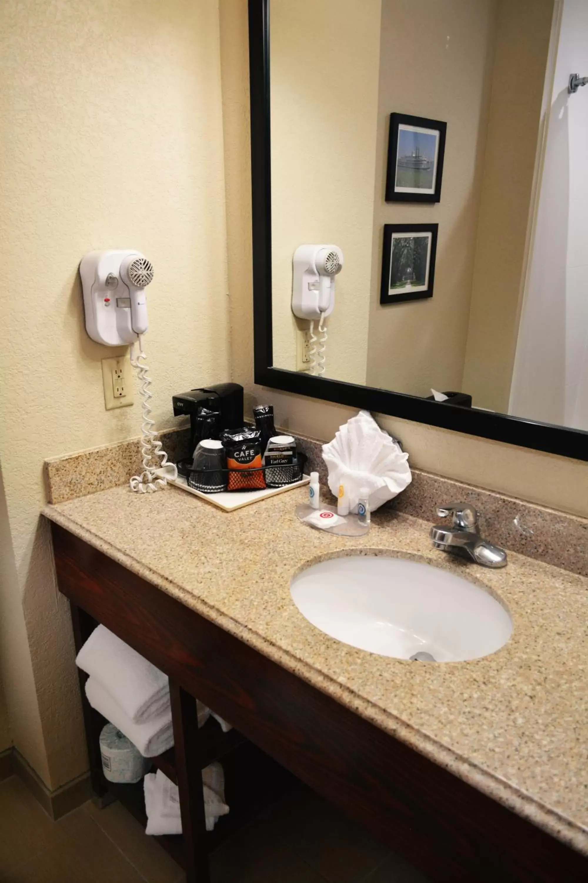 Bathroom in Comfort Inn & Suites Covington - Mandeville