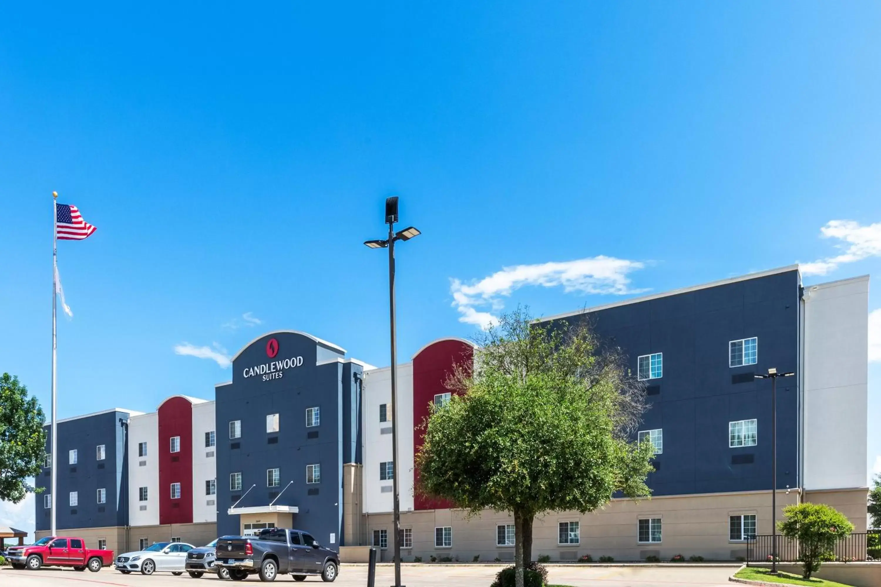 Property Building in Candlewood Suites Mount Pleasant, an IHG Hotel