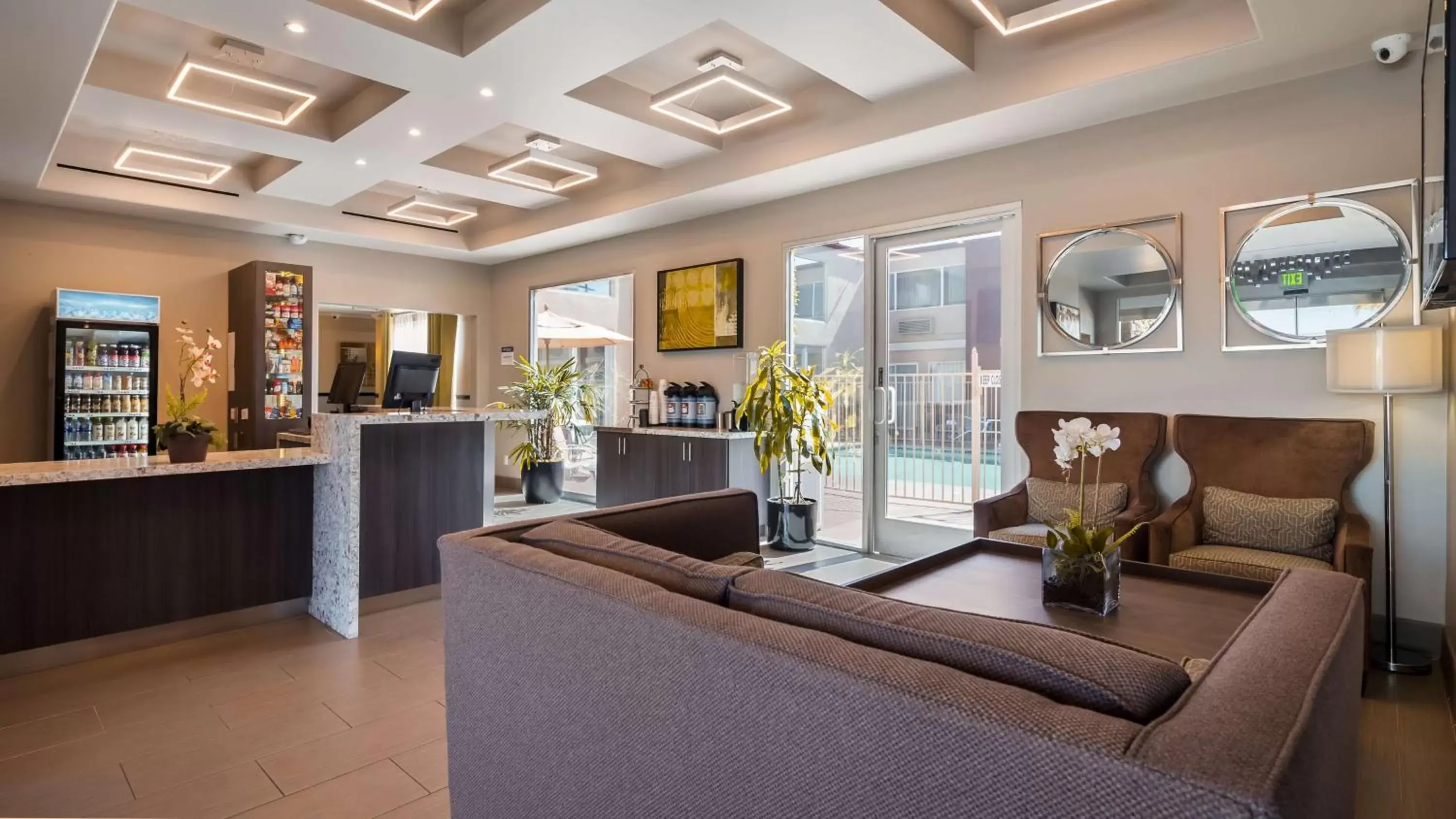 Lobby or reception in Best Western Canoga Park Motor Inn