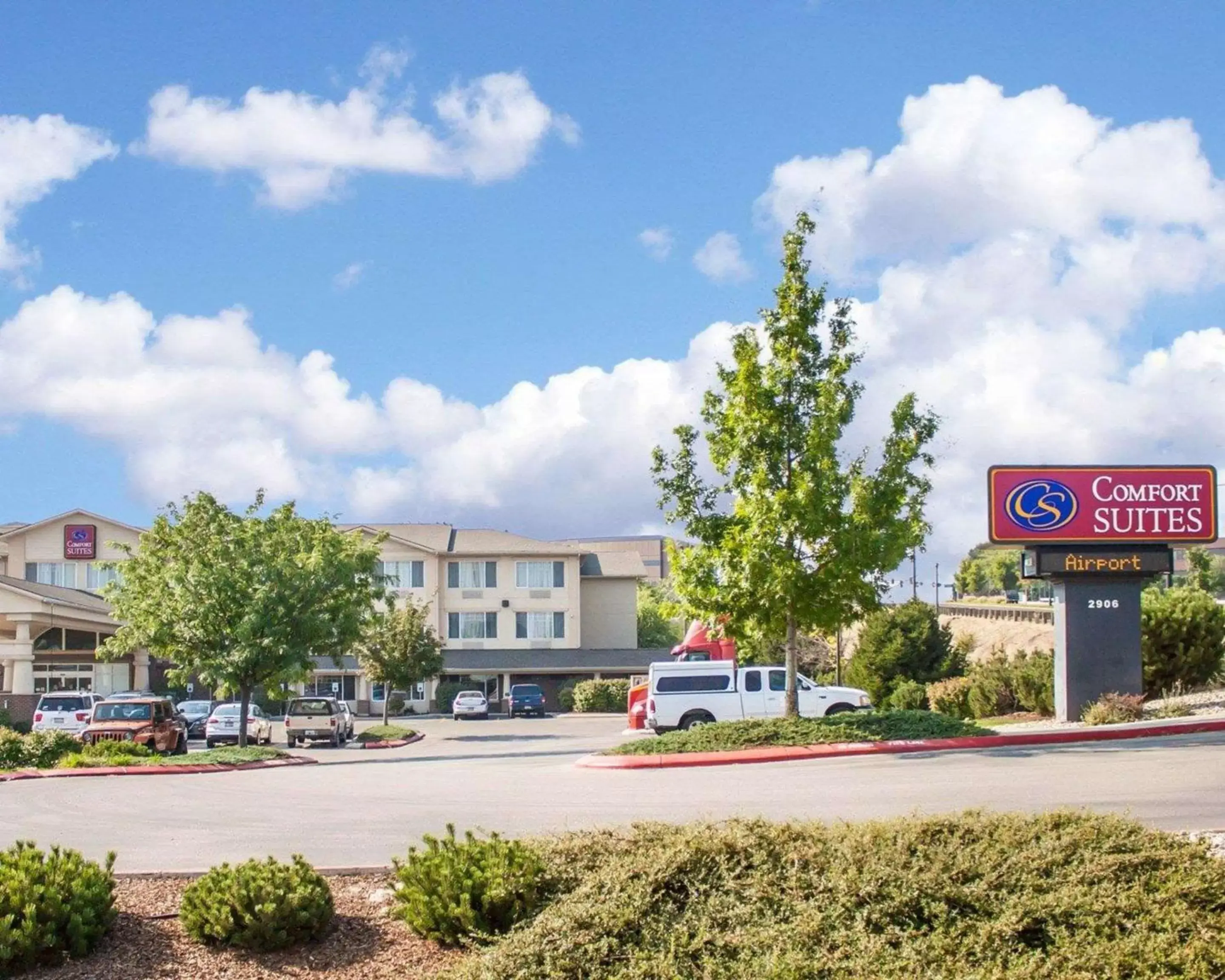 Property Building in Comfort Suites Boise Airport