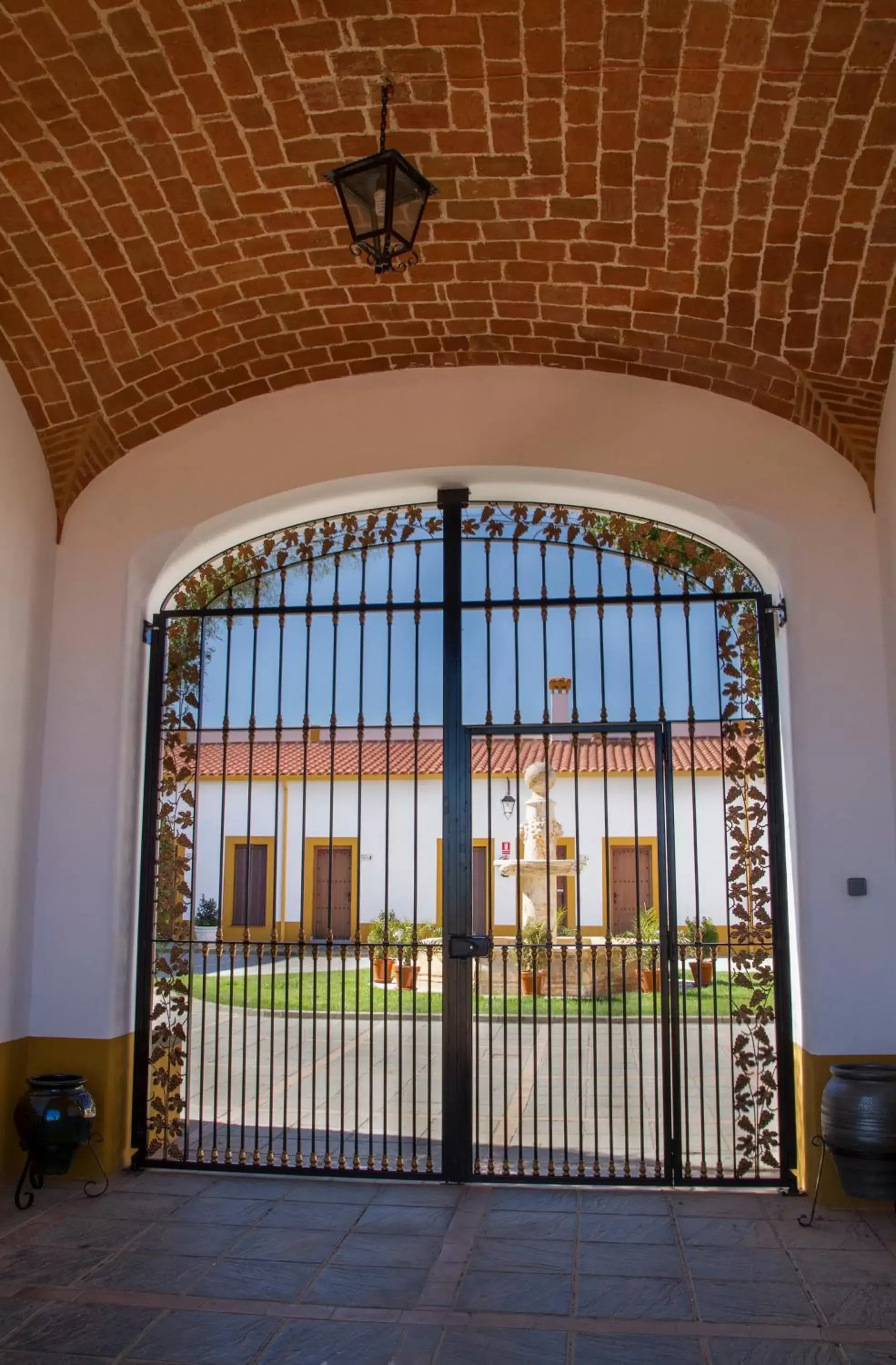 Facade/entrance in Hotel Bodega el Moral