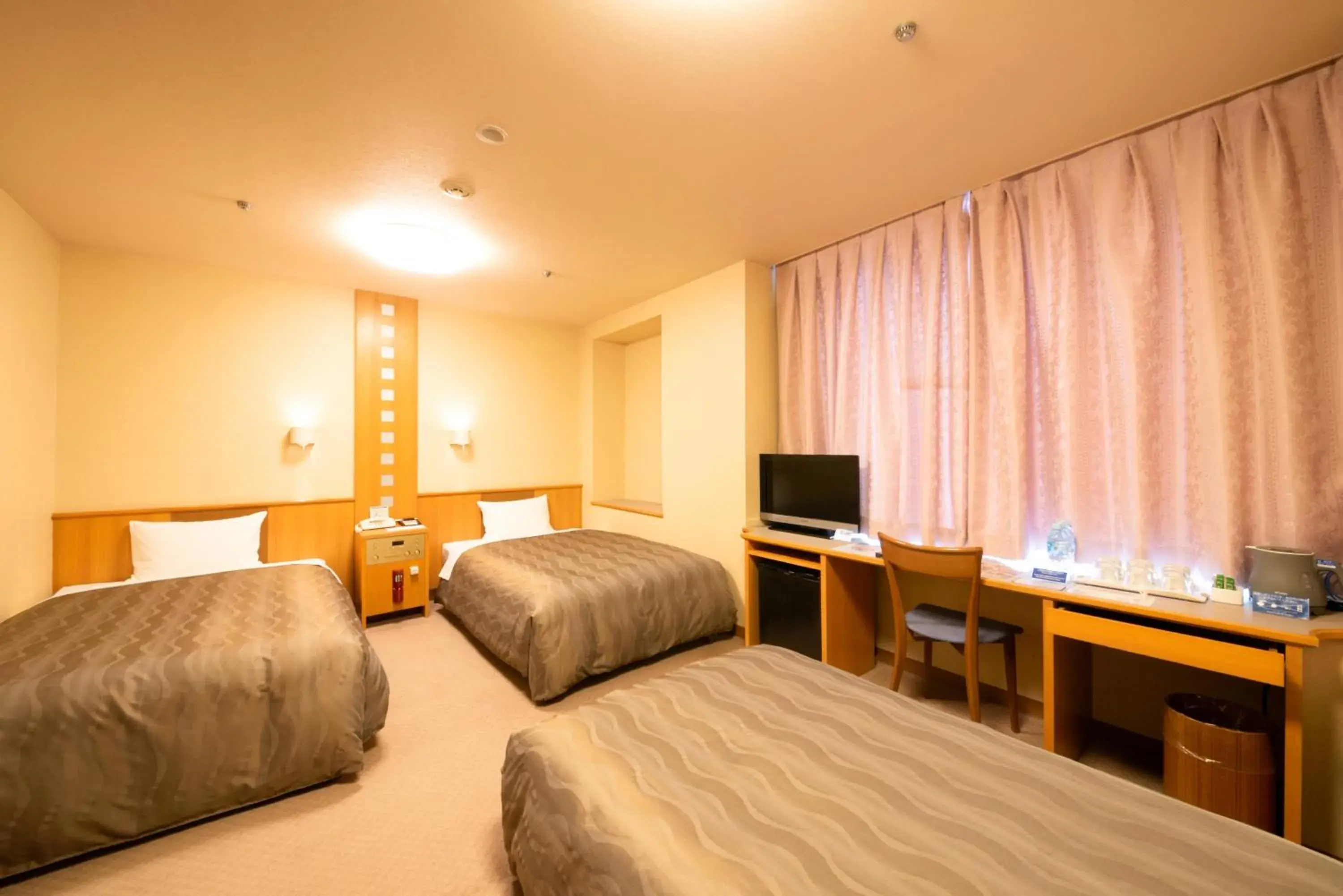 Bed in Hiroshima City Bunka Koryu Kaikan Bed in Hiroshima City Bunka Koryu Kaikan