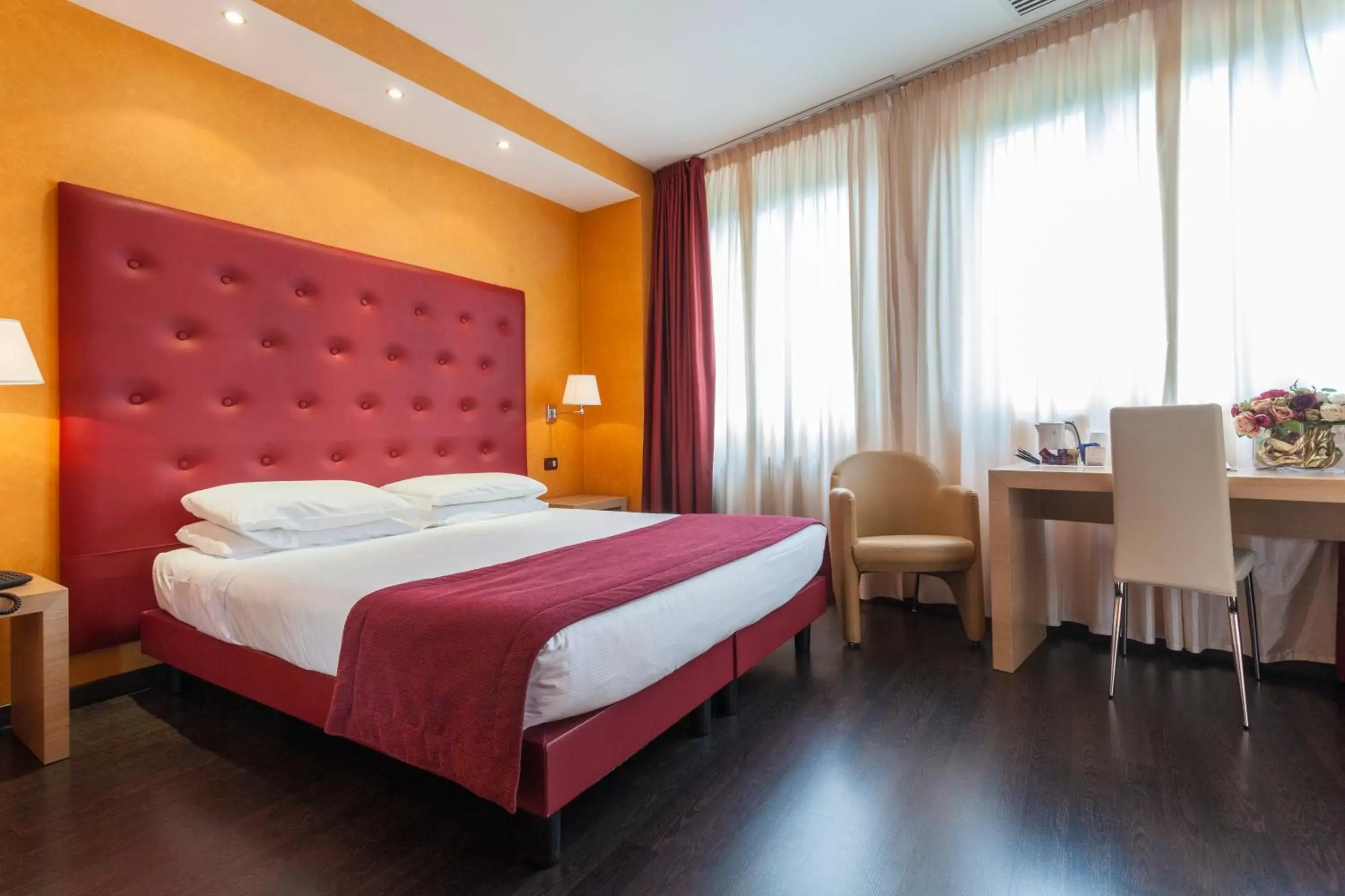 Bed in Best Western Hotel Piemontese