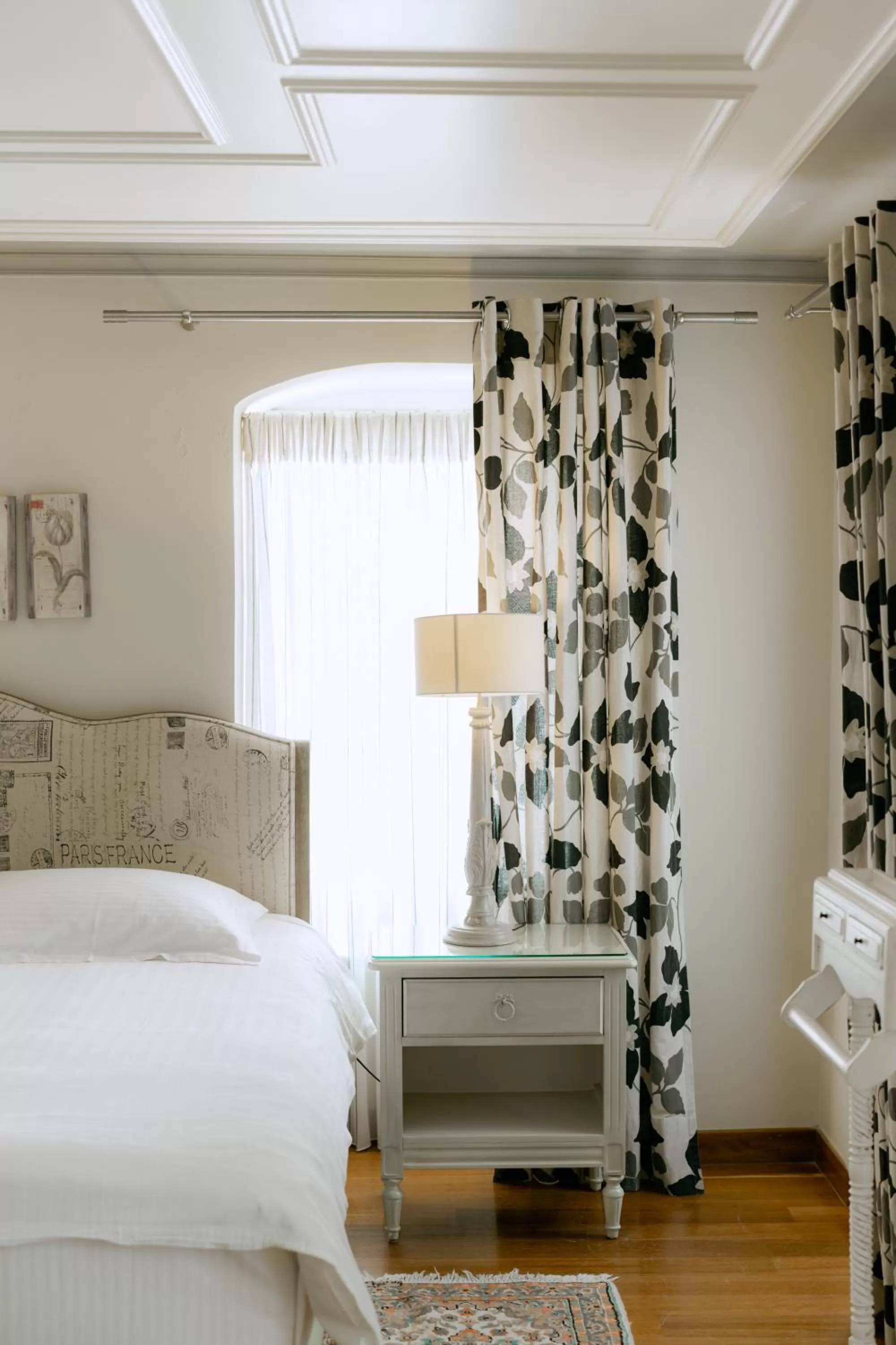 Bed in Kastello Hotel