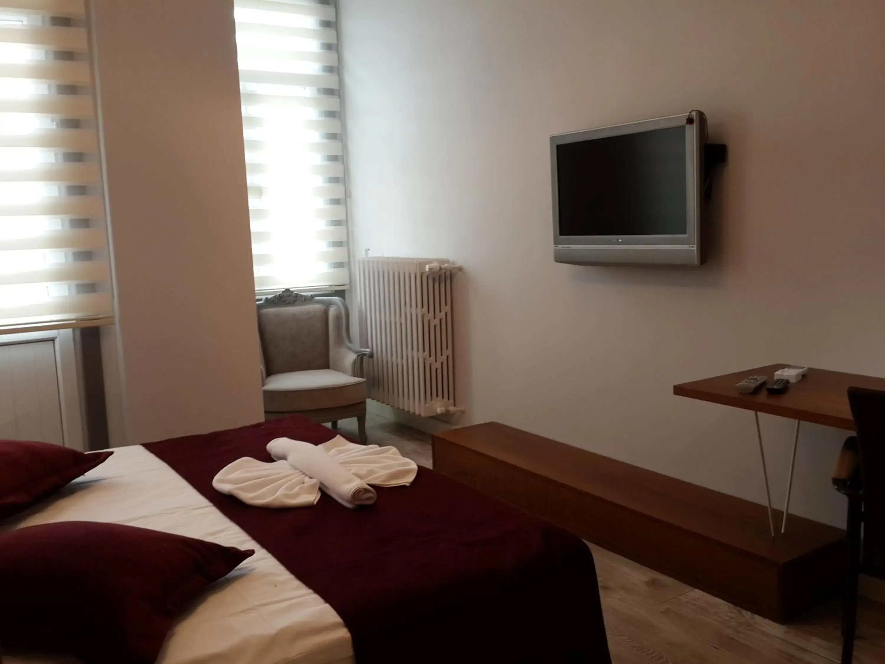 Bedroom, Bed in Triada Hotel Taksim