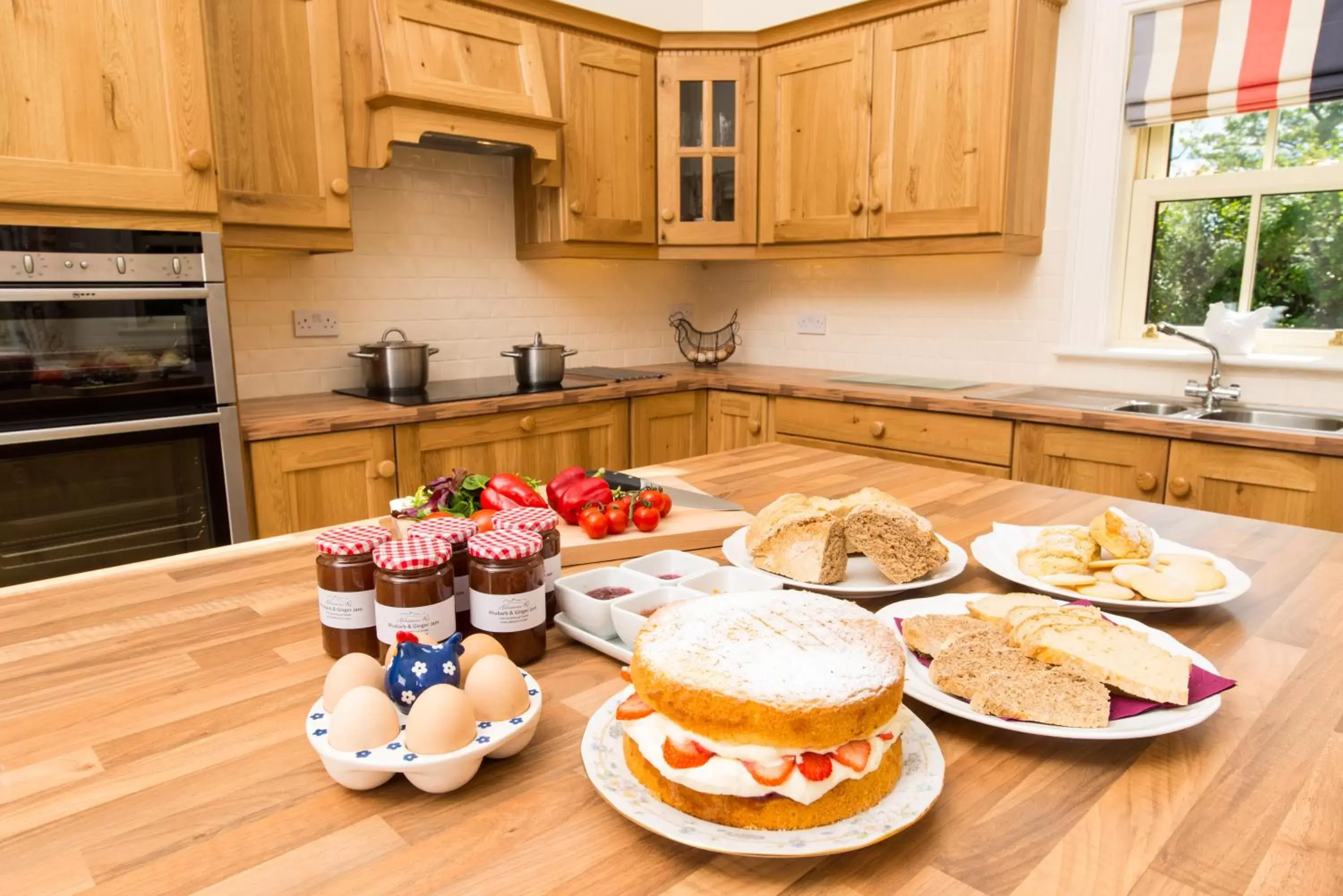 Kitchen or kitchenette, Kitchen/Kitchenette in Abhainn Ri Farmhouse