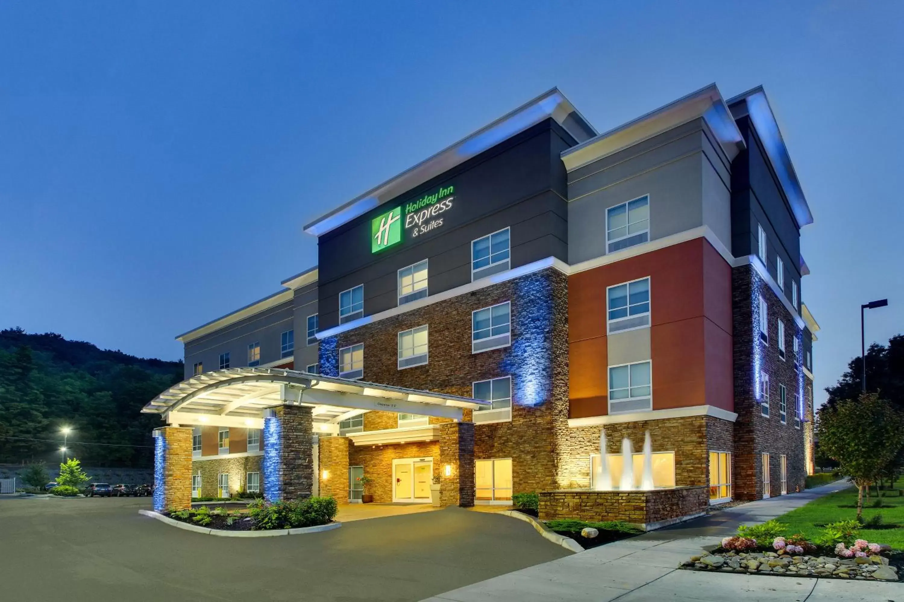 Property building in Holiday Inn Express & Suites Ithaca by IHG Property building in Holiday Inn Express & Suites Ithaca by IHG