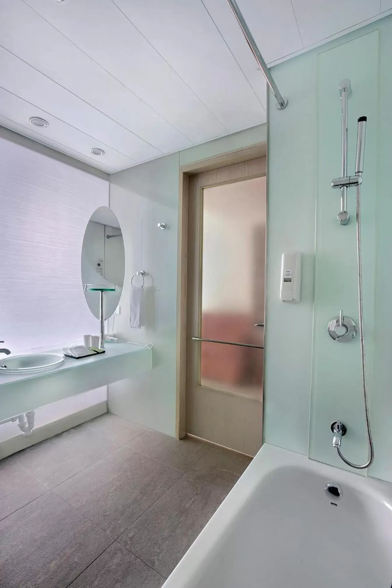 Bathroom in Rambler Oasis Hotel
