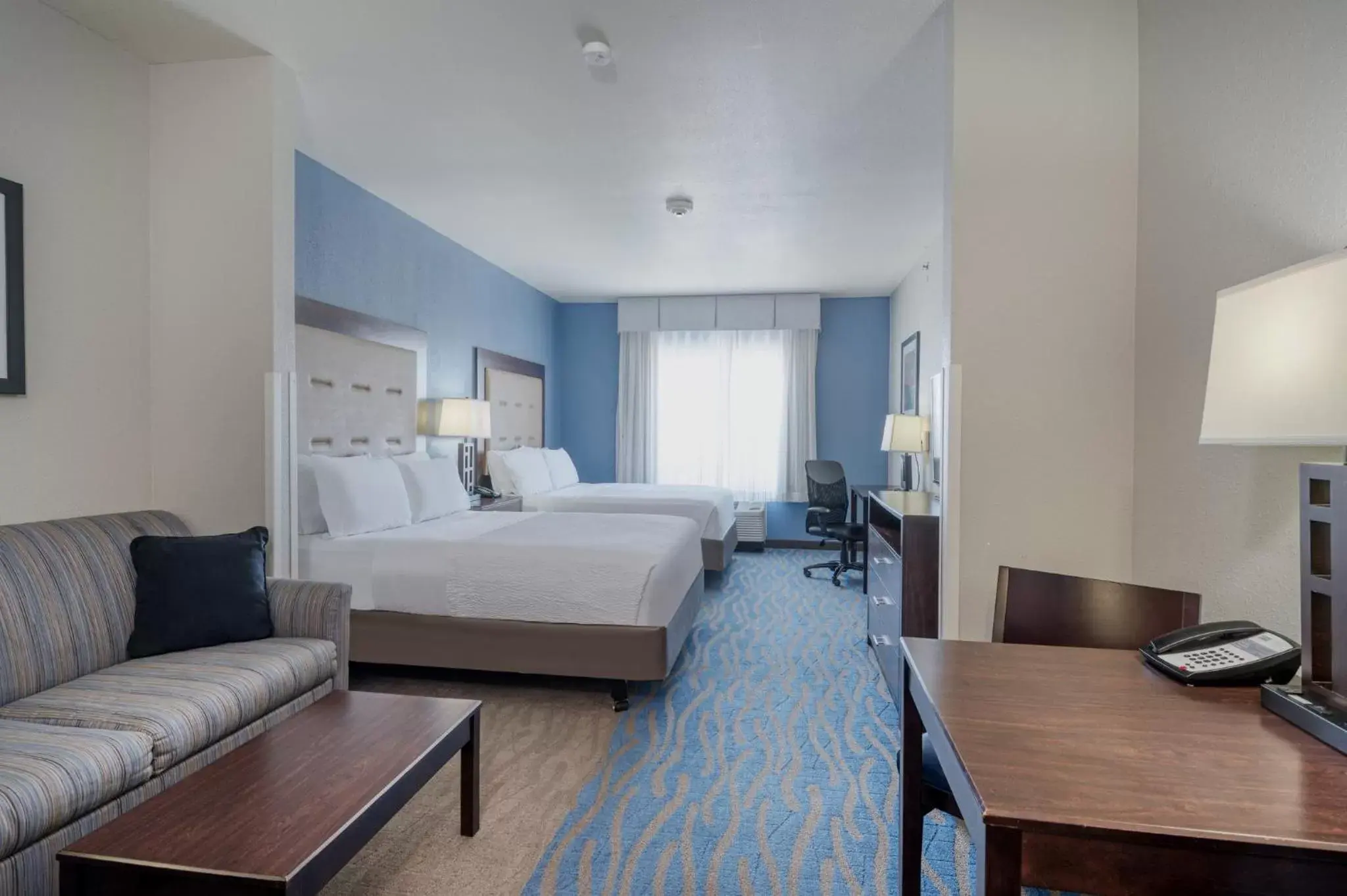 Photo of the whole room in Holiday Inn Express and Suites Edwardsville, an IHG Hotel