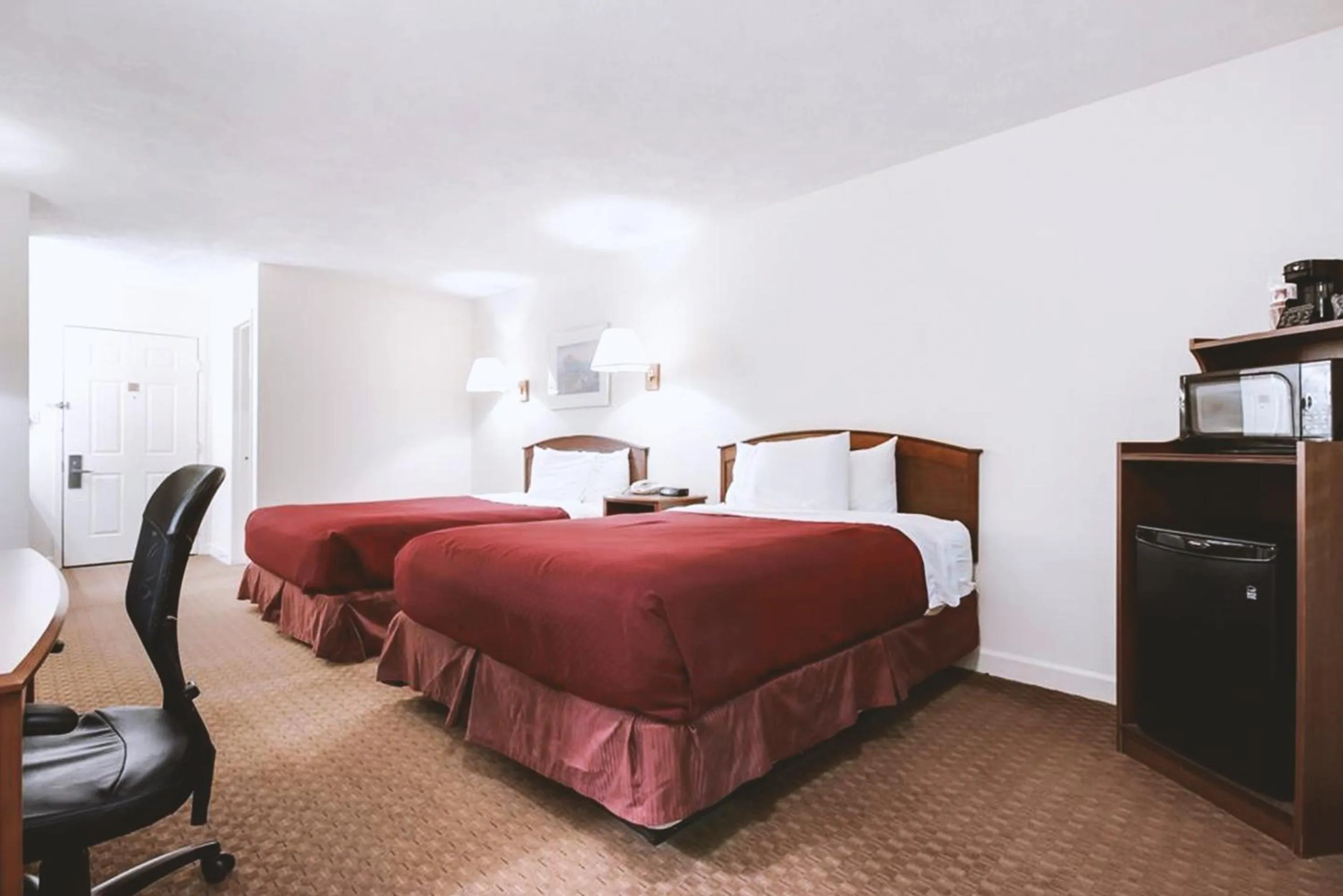Bed in Sky-Palace Inn & Suites McCook