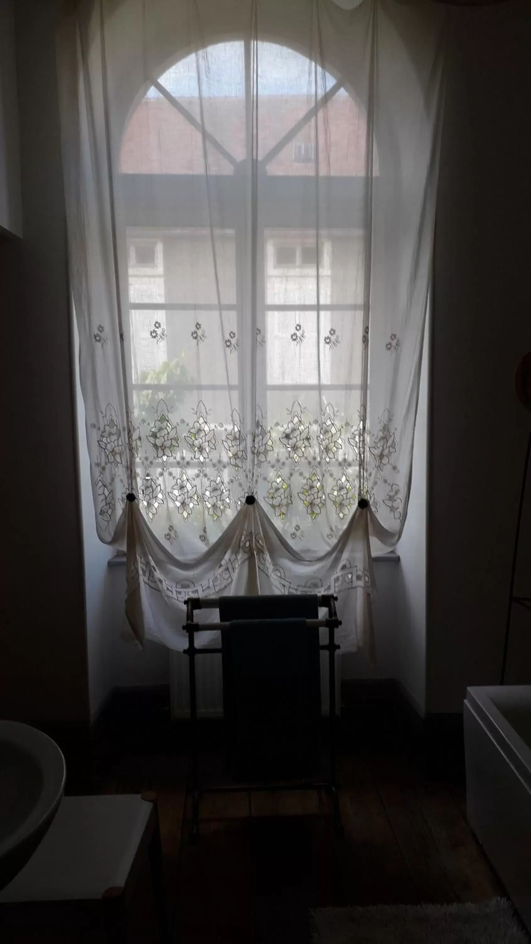 Bathroom, Seating Area in L'ancienne comédie