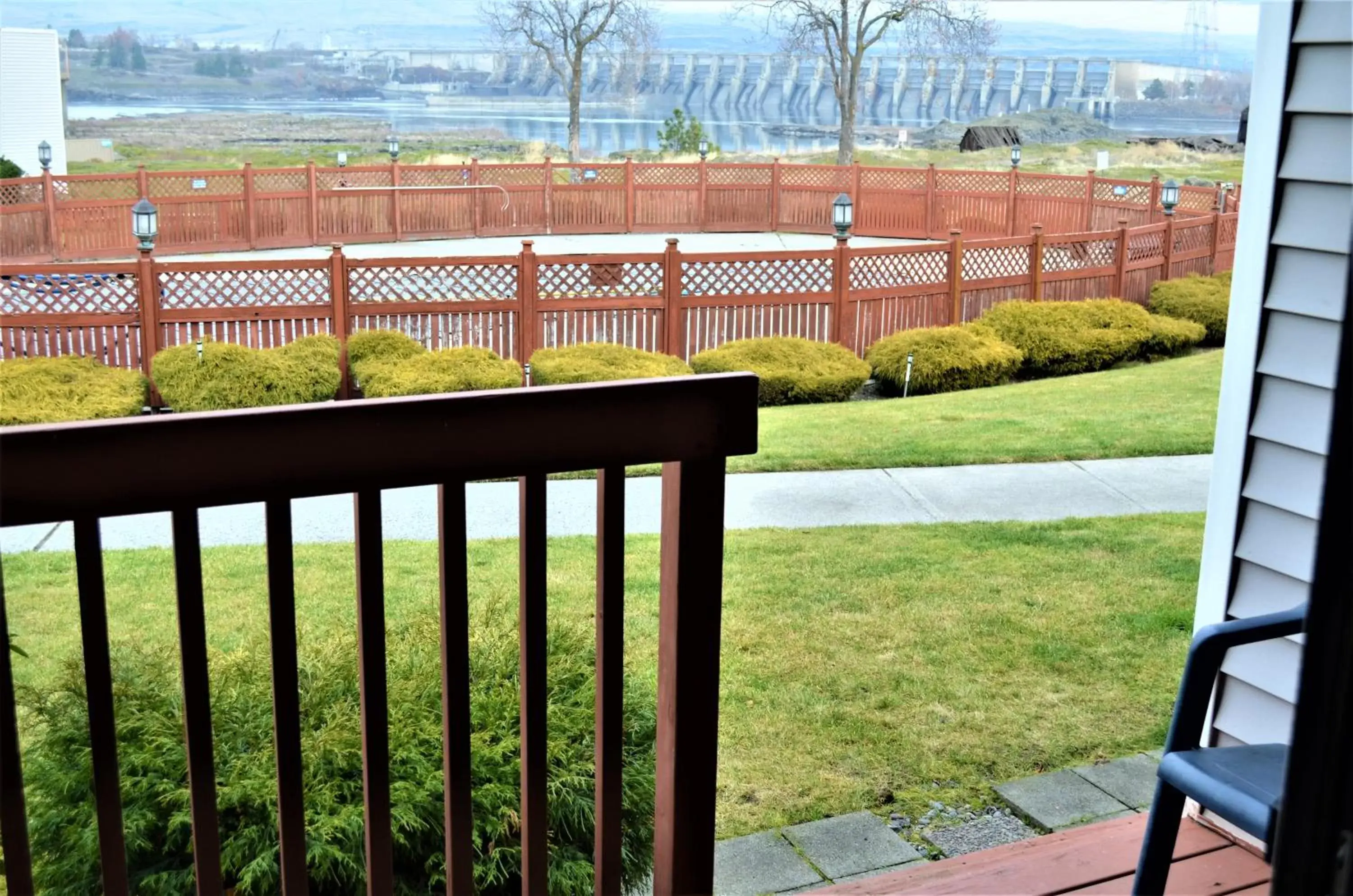 Balcony/Terrace in Shilo Inns Suites The Dalles
