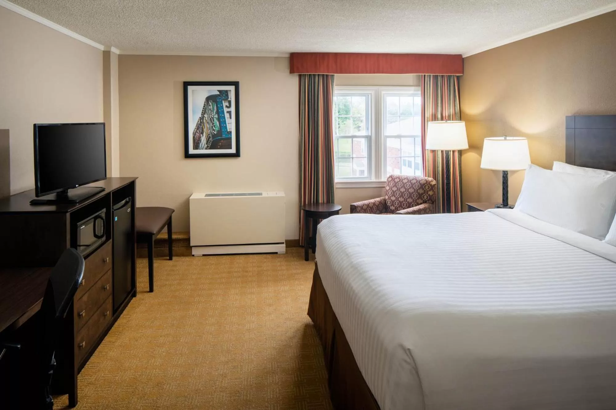 Bedroom, Bed in Best Western University Inn