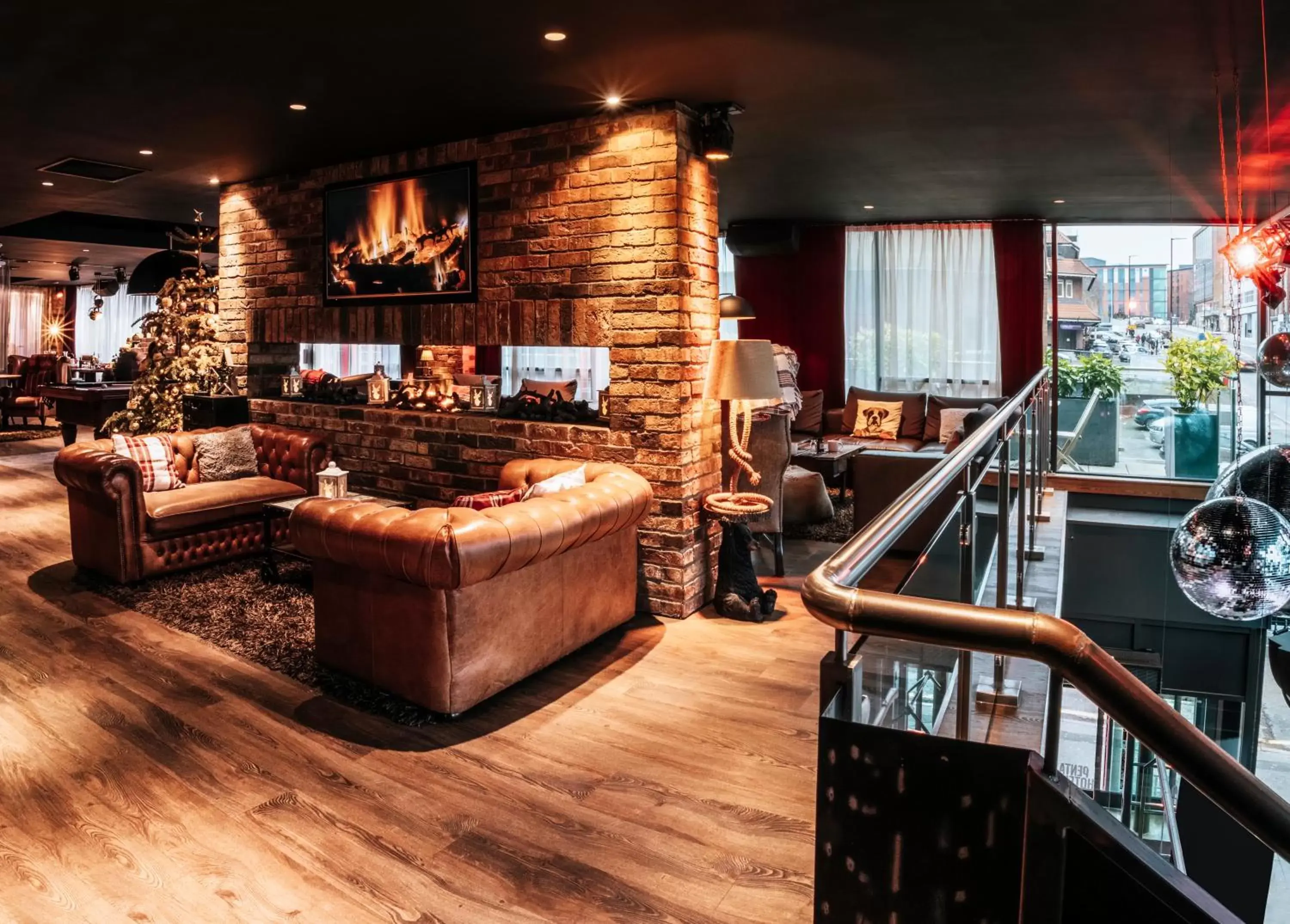 Lounge or bar in pentahotel Birmingham