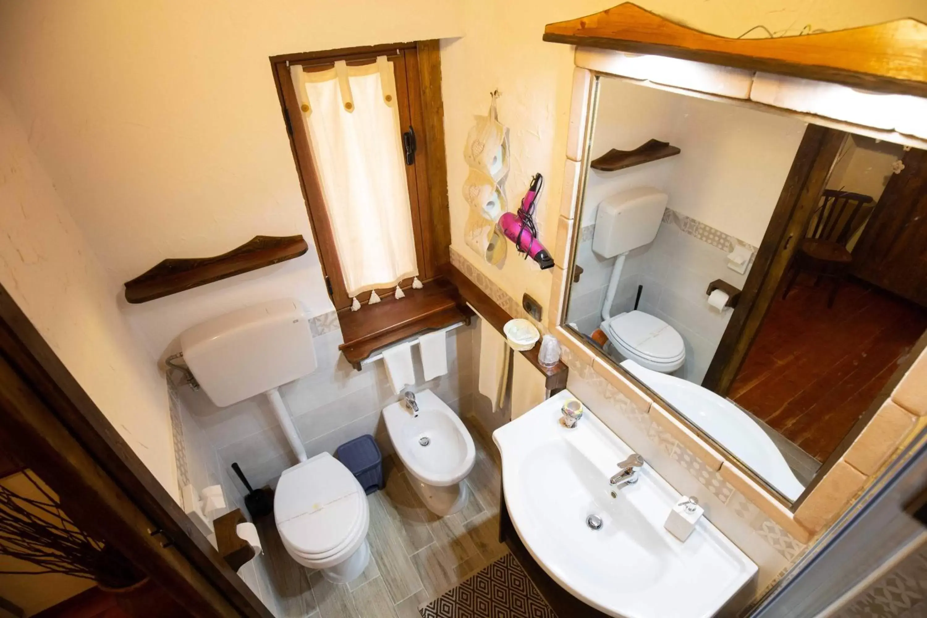 Bathroom in La Casa In Pietra