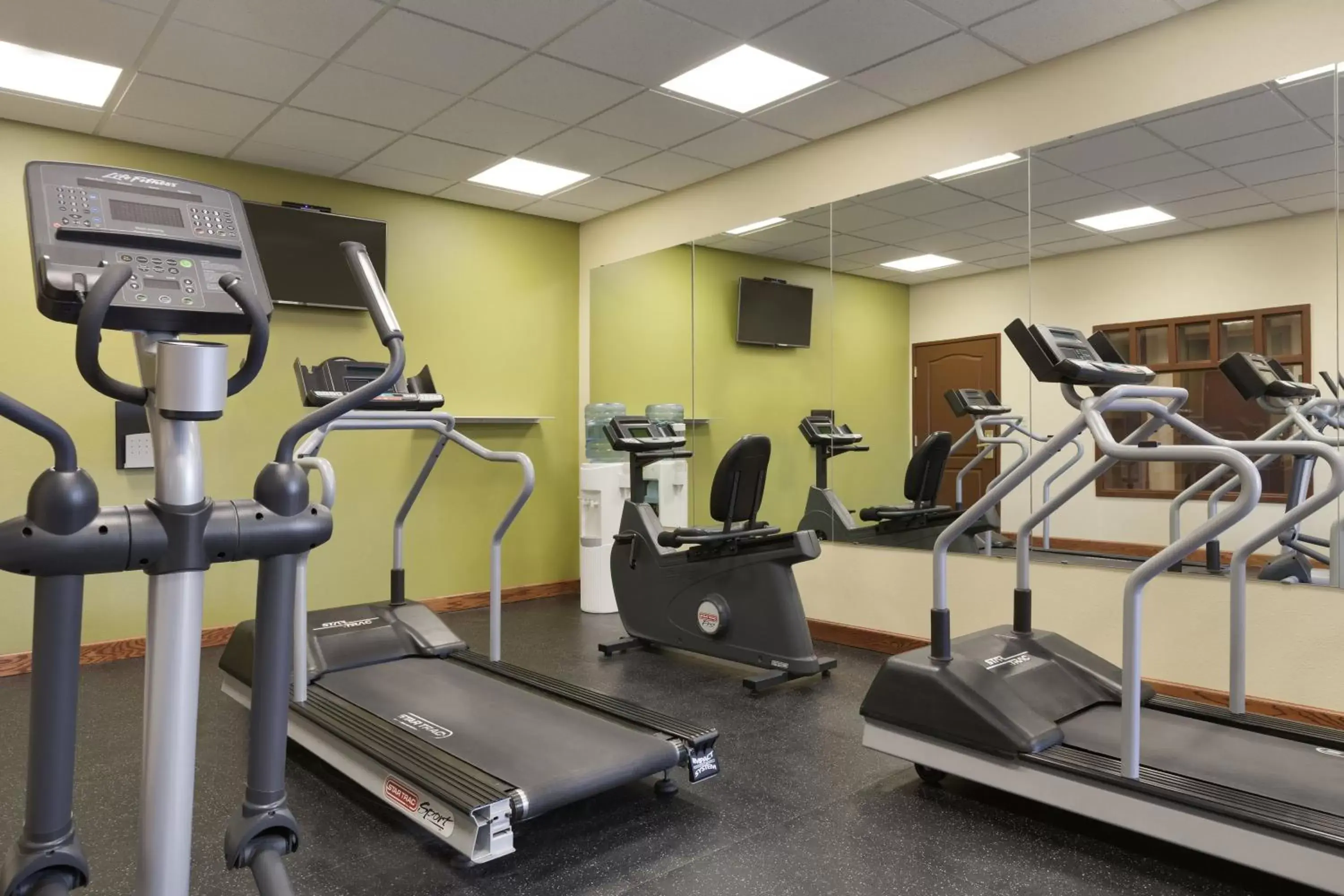 Fitness centre/facilities, Fitness Center/Facilities in Country Inn & Suites by Radisson, Billings, MT