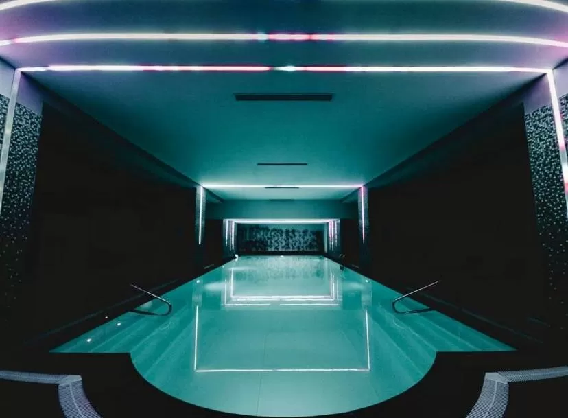 Swimming pool in Cevahir Hotel Istanbul Asia