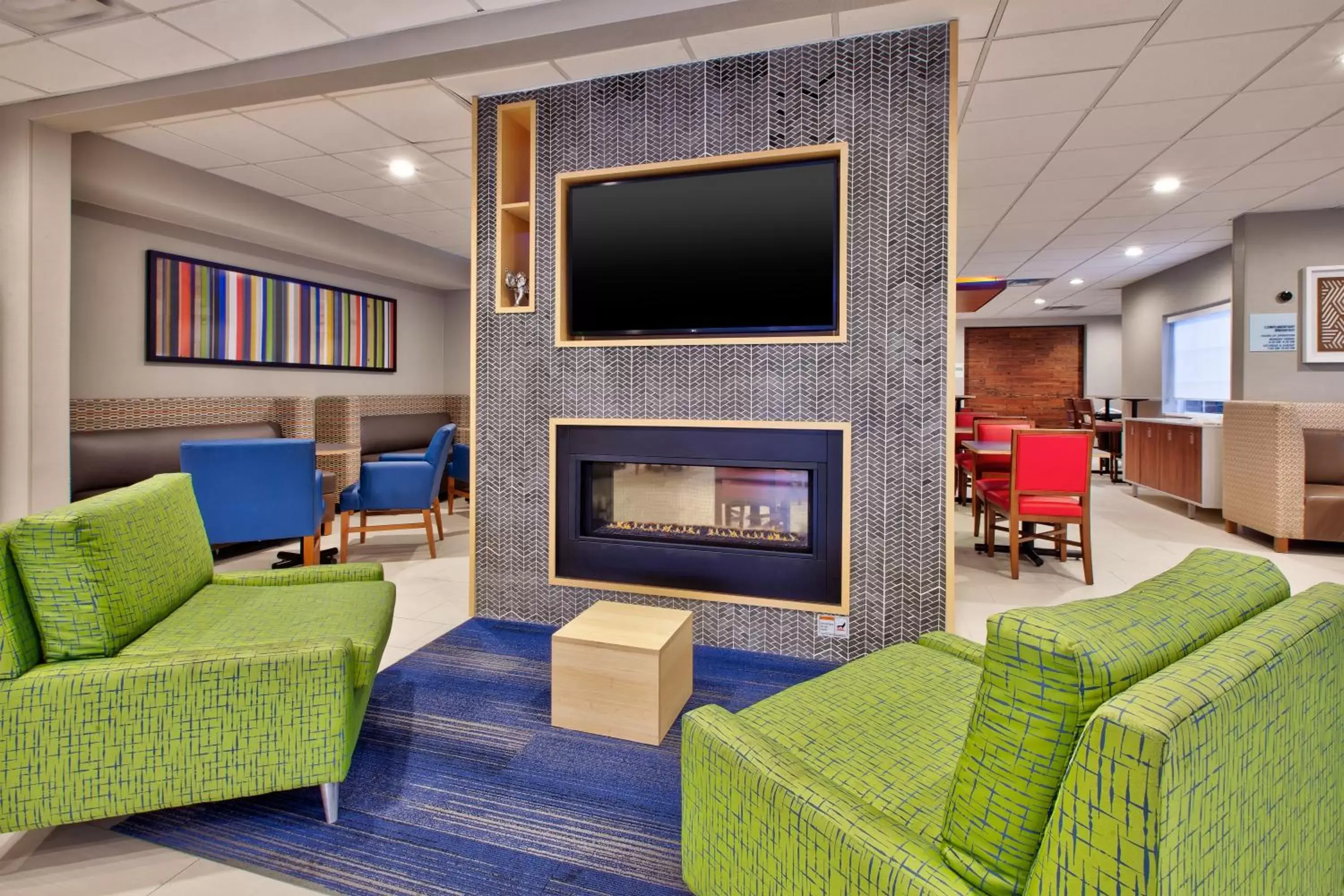 flat iron, Seating Area in Holiday Inn Express Absecon-Atlantic City Area, an IHG Hotel