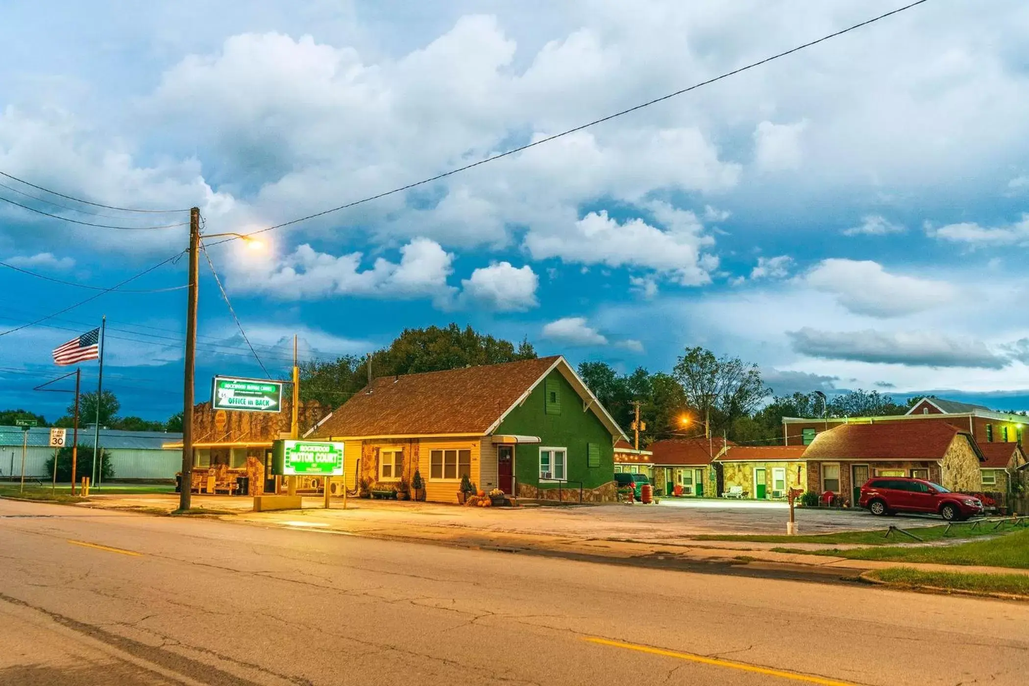 Property Building in Rockwood Motor Court