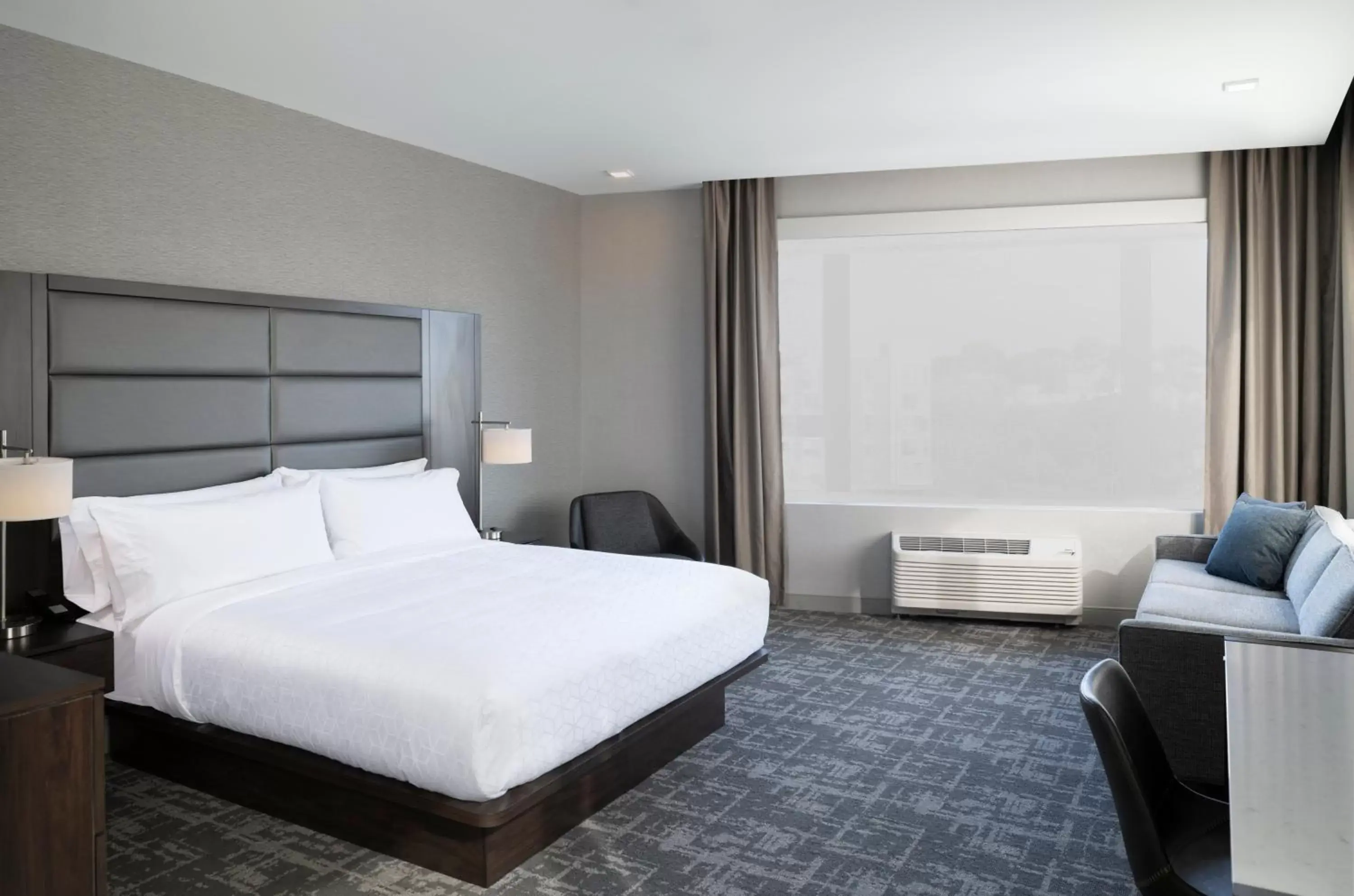 Photo of the whole room, Bed in Staybridge Suites - Boston Logan Airport - Revere, an IHG Hotel