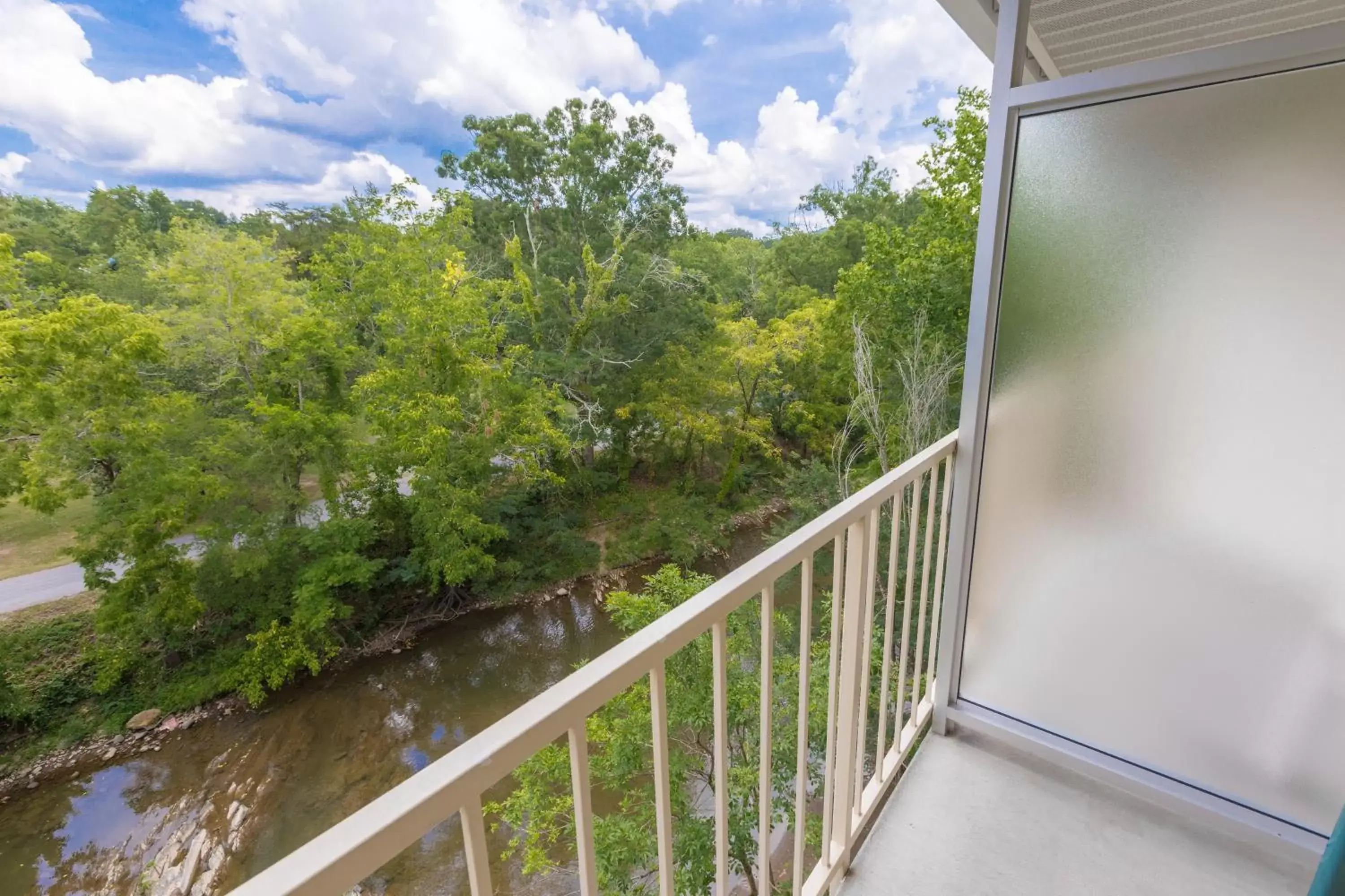 Patio, Balcony/Terrace in Twin Mountain Inn & Suites