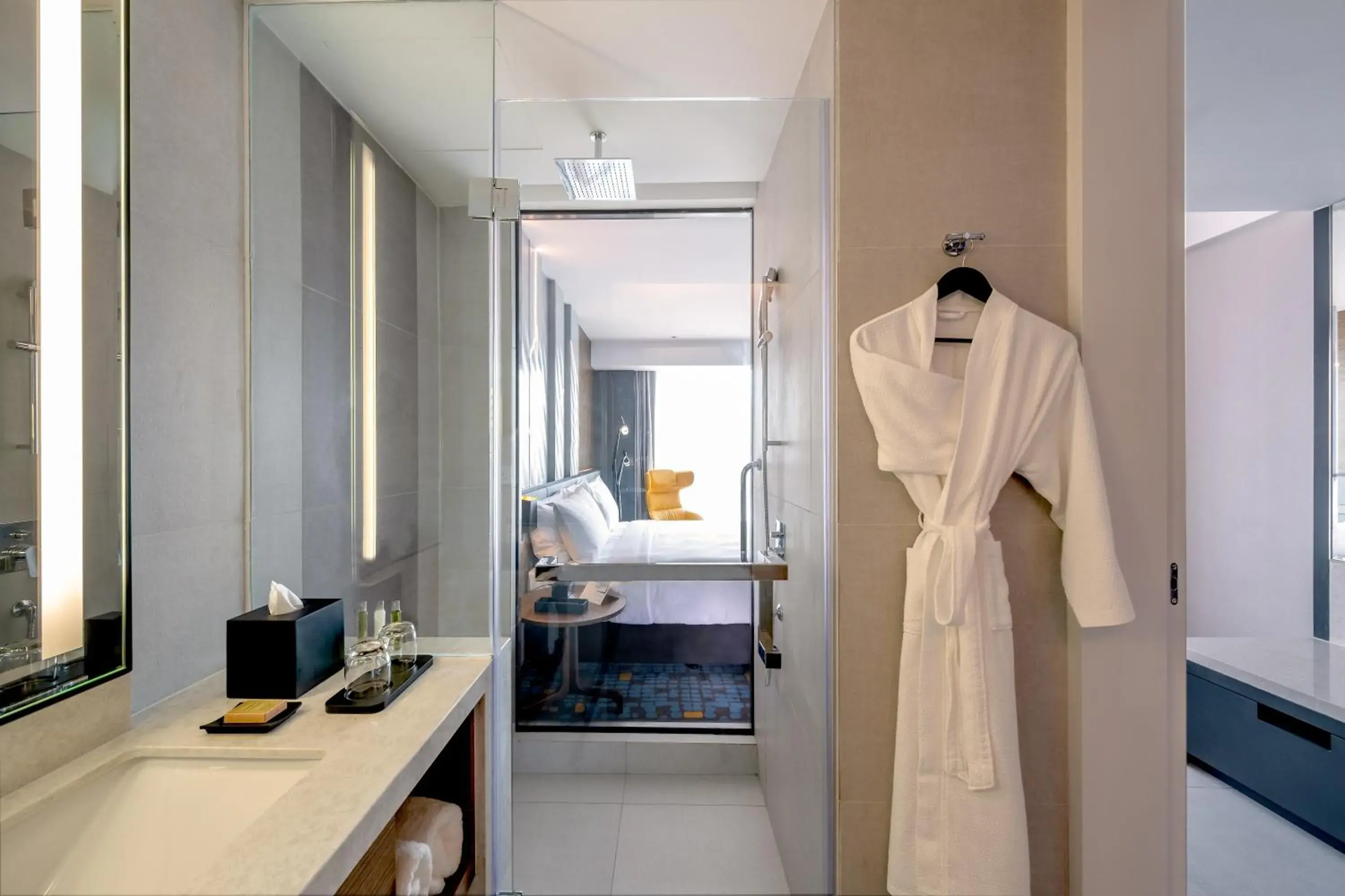 Bathroom, Kitchen/Kitchenette in Doubletree By Hilton Shah Alam I-City