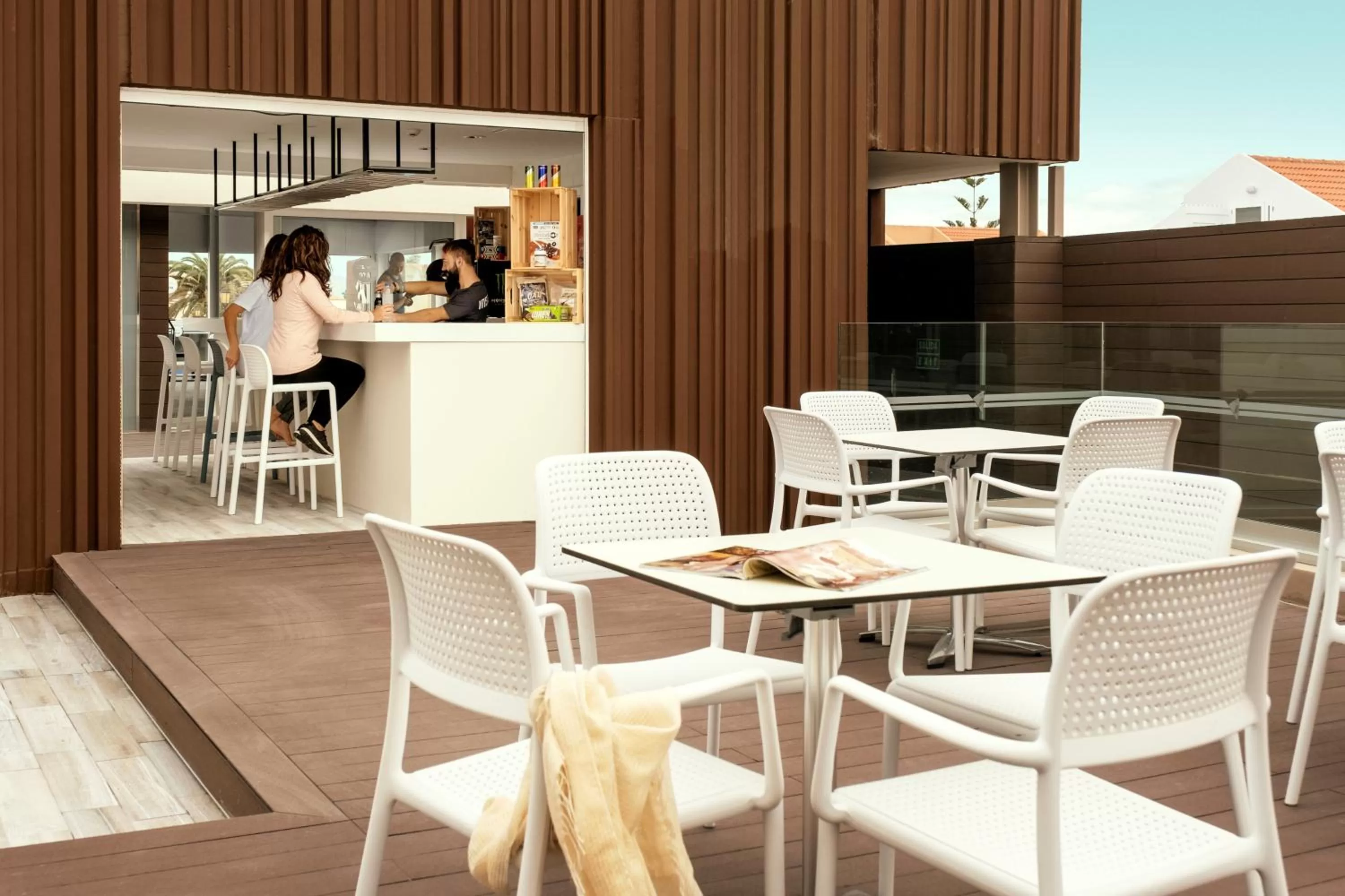 People in Playa Park Zensation