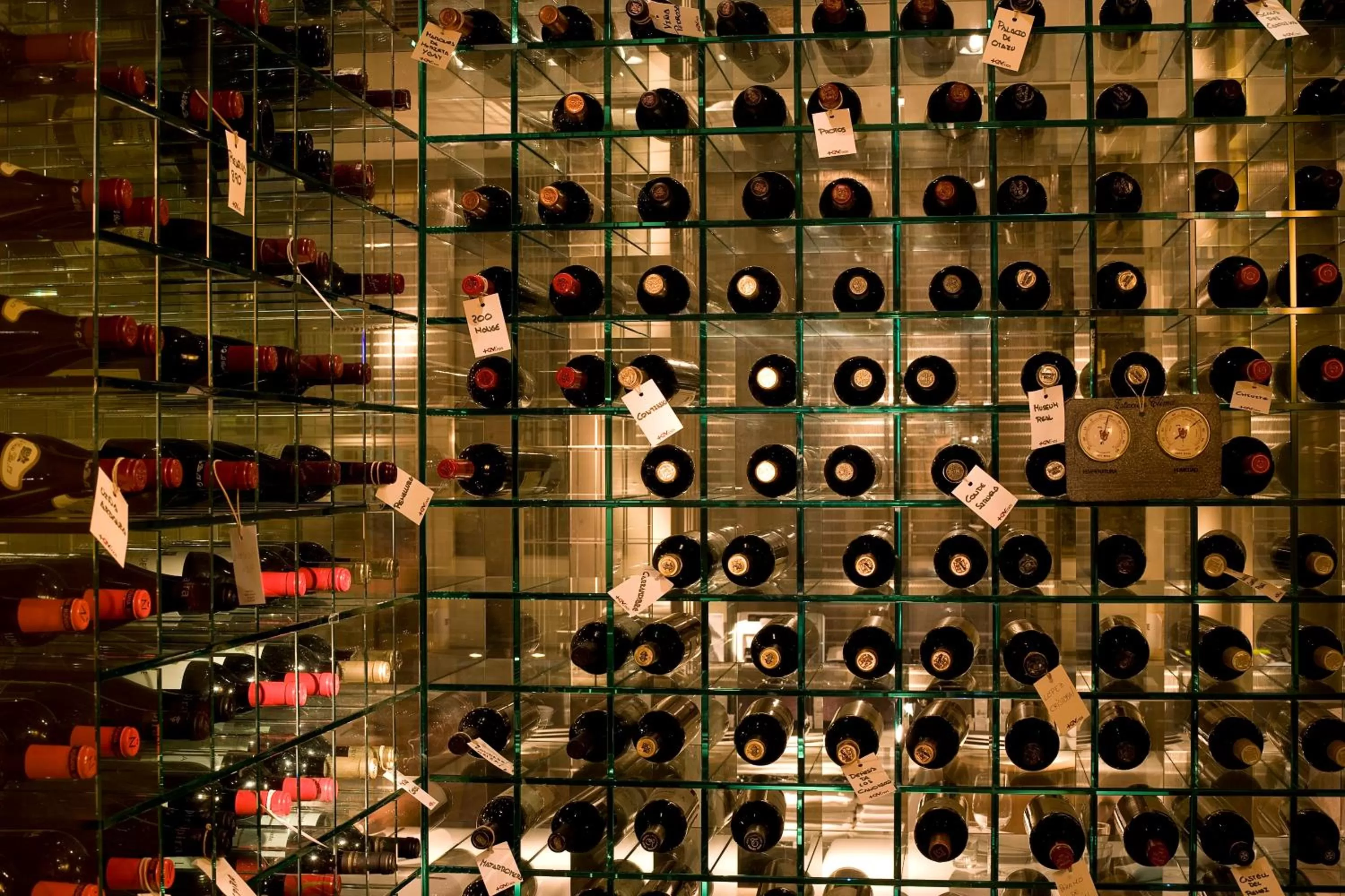 Restaurant/places to eat in Villa Oniria