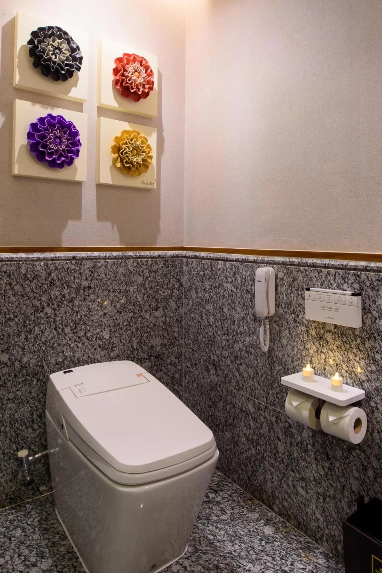 Bathroom in Chala Number6