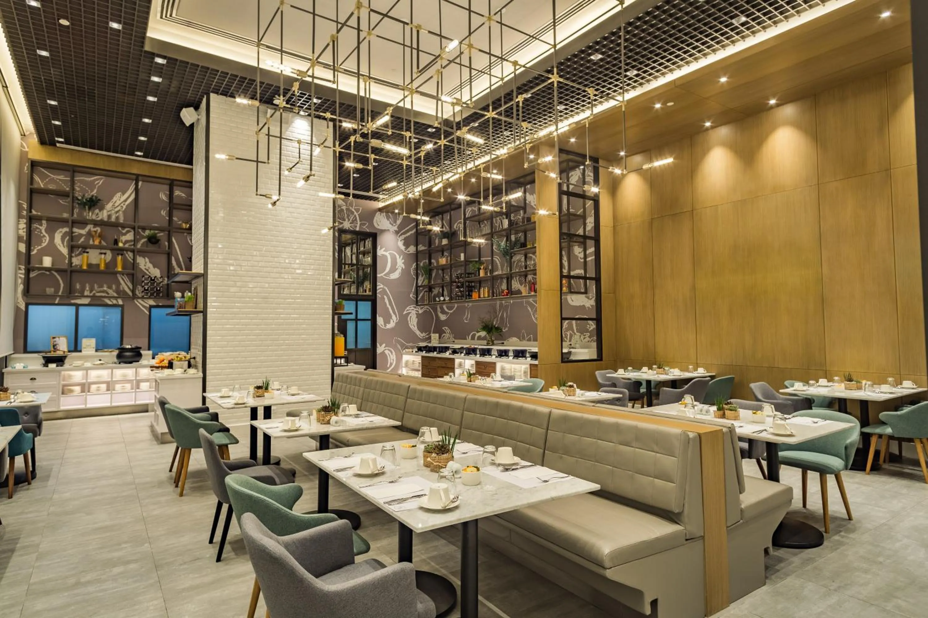 Restaurant/places to eat in Citadines Bay City Manila