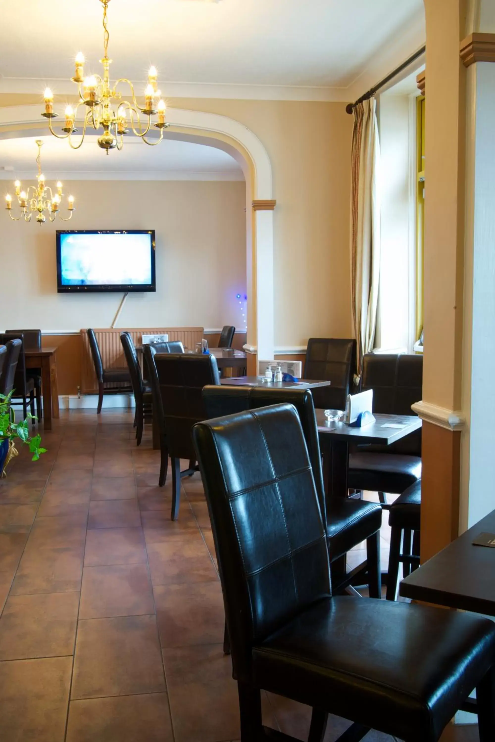 Restaurant/Places to Eat in Best Western Princes Marine Hotel