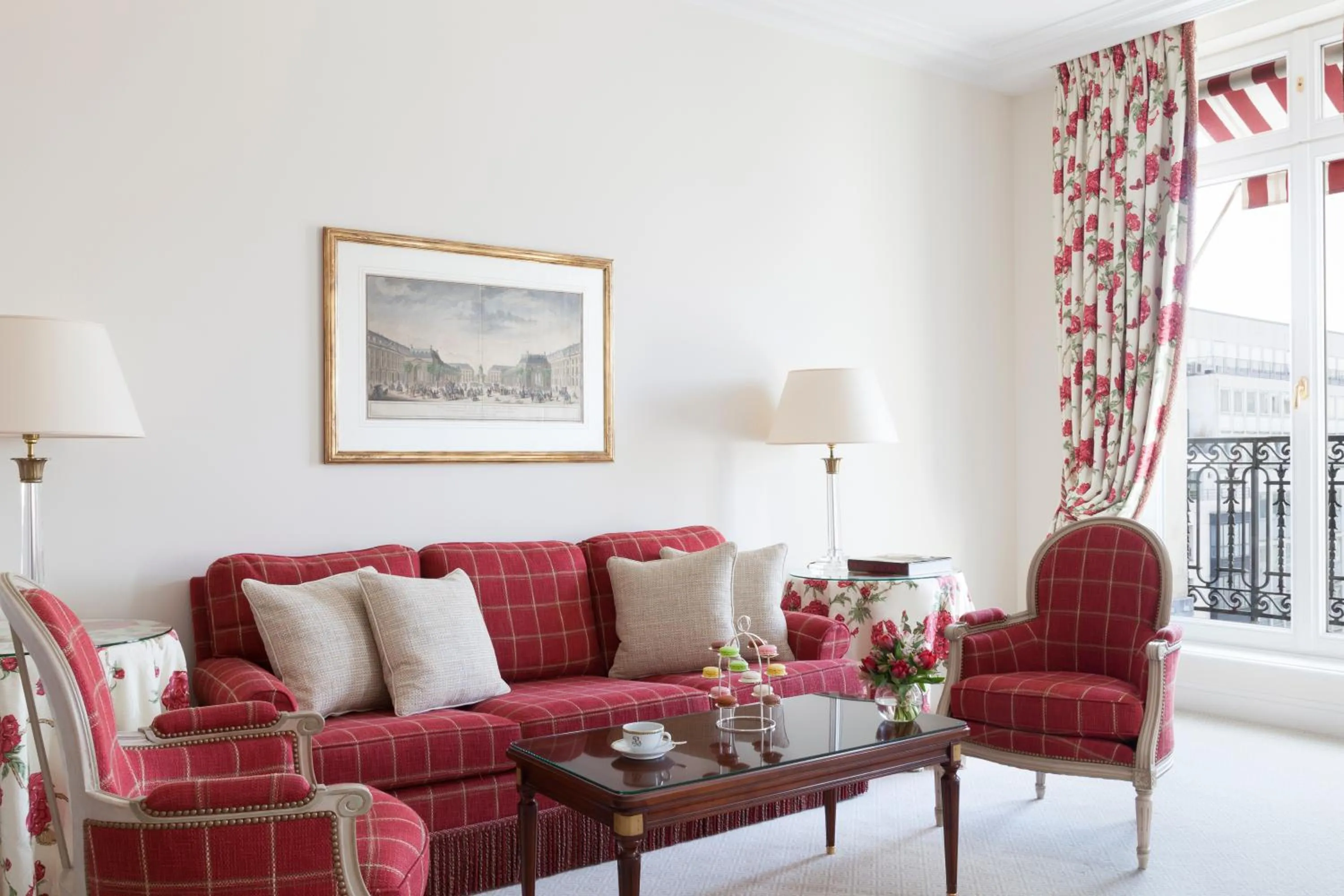 Seating area in Le Bristol Paris, Oetker Hotels