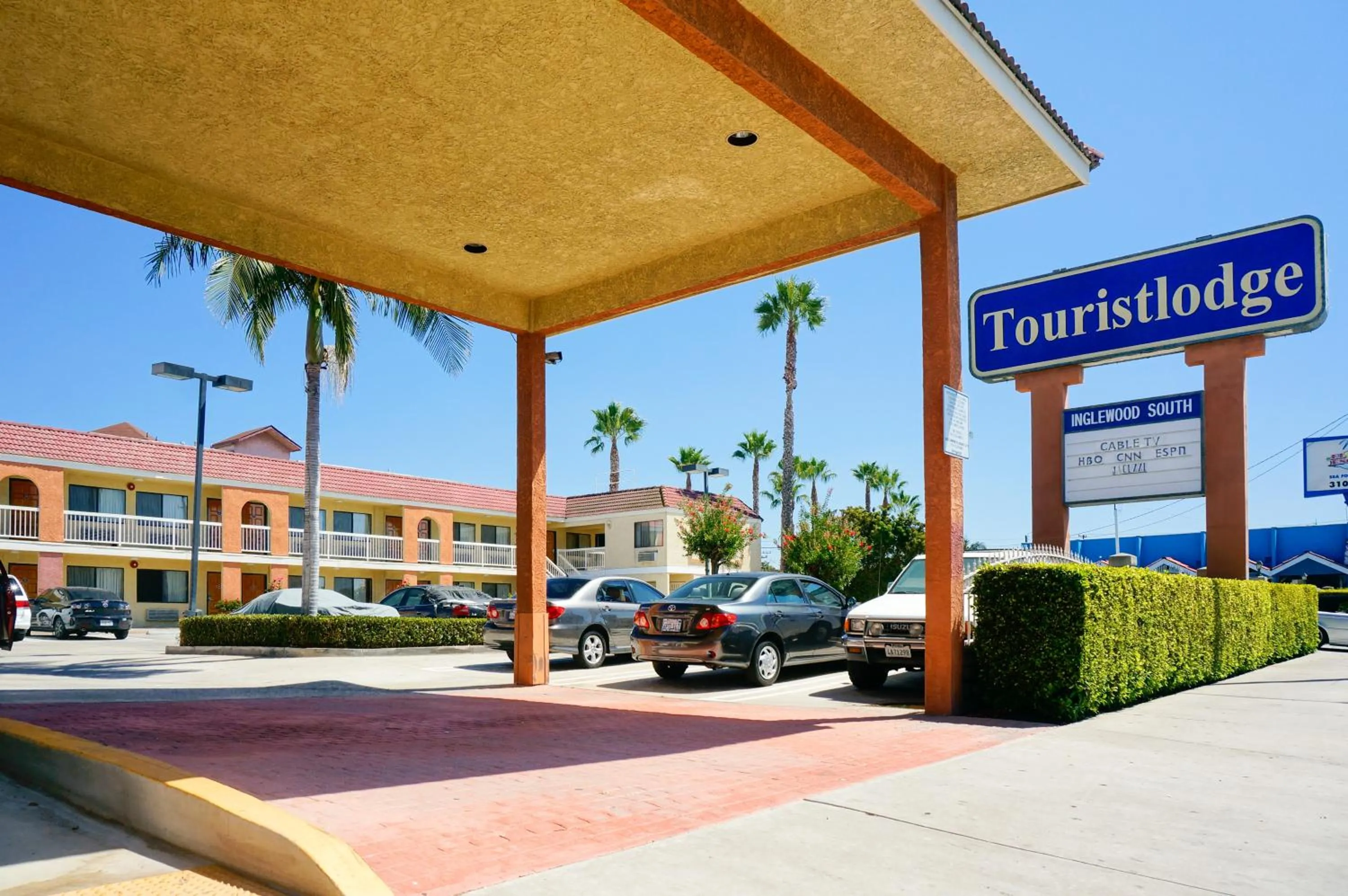 Facade/entrance in Touristlodge