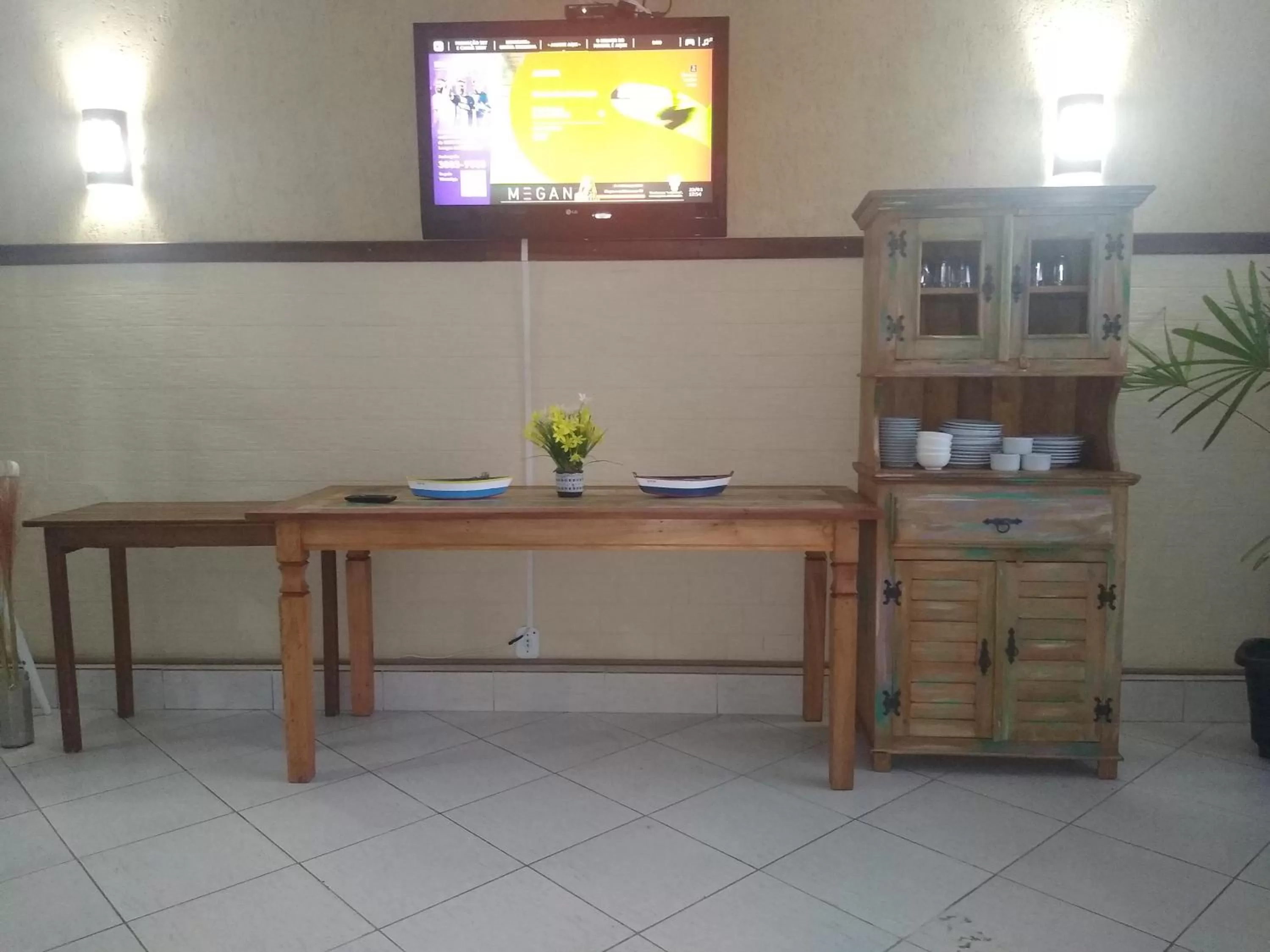 TV/Entertainment Center in Pousada Beluga