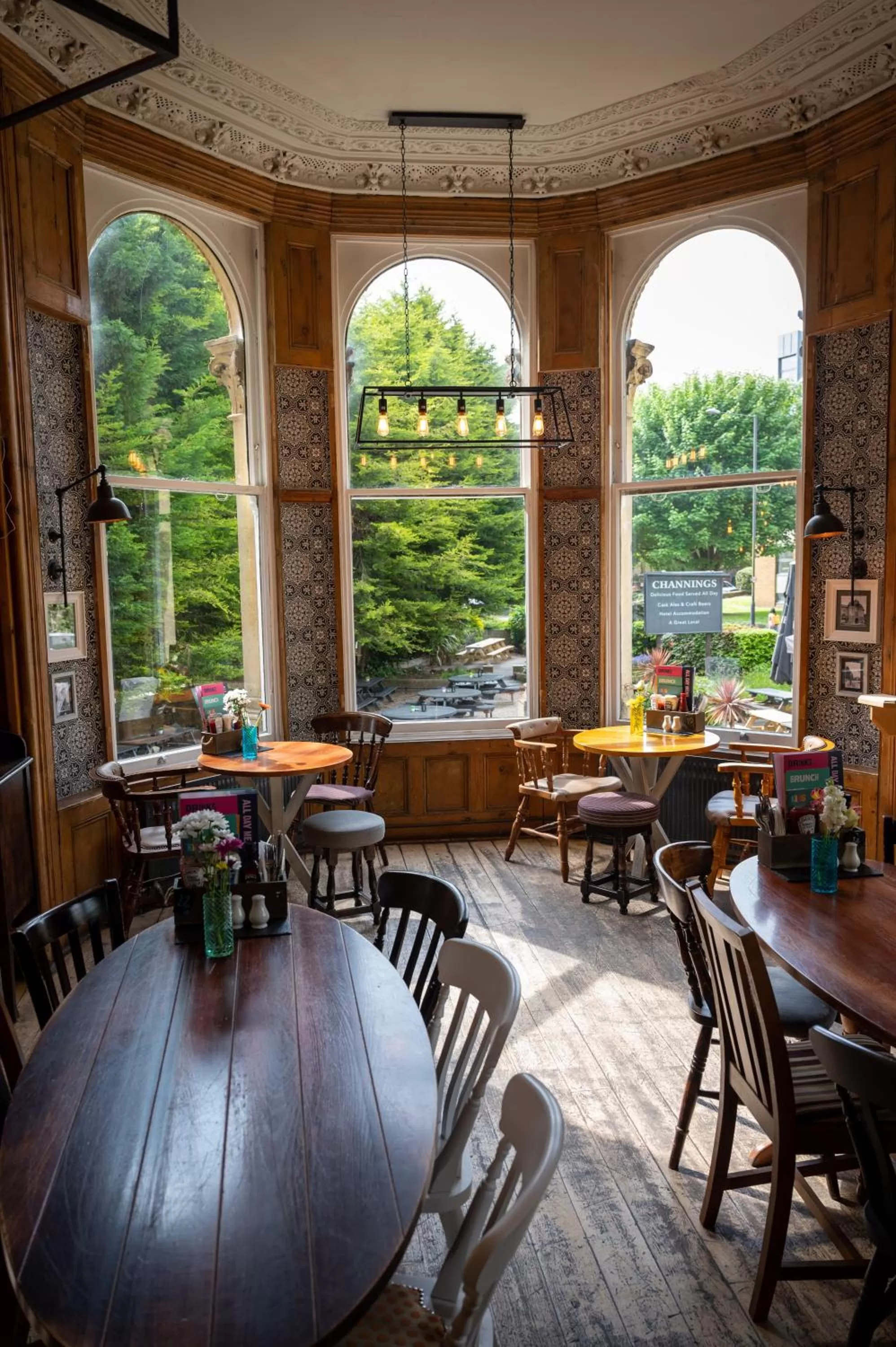 Restaurant/places to eat in Channings Hotel by Greene King Inns