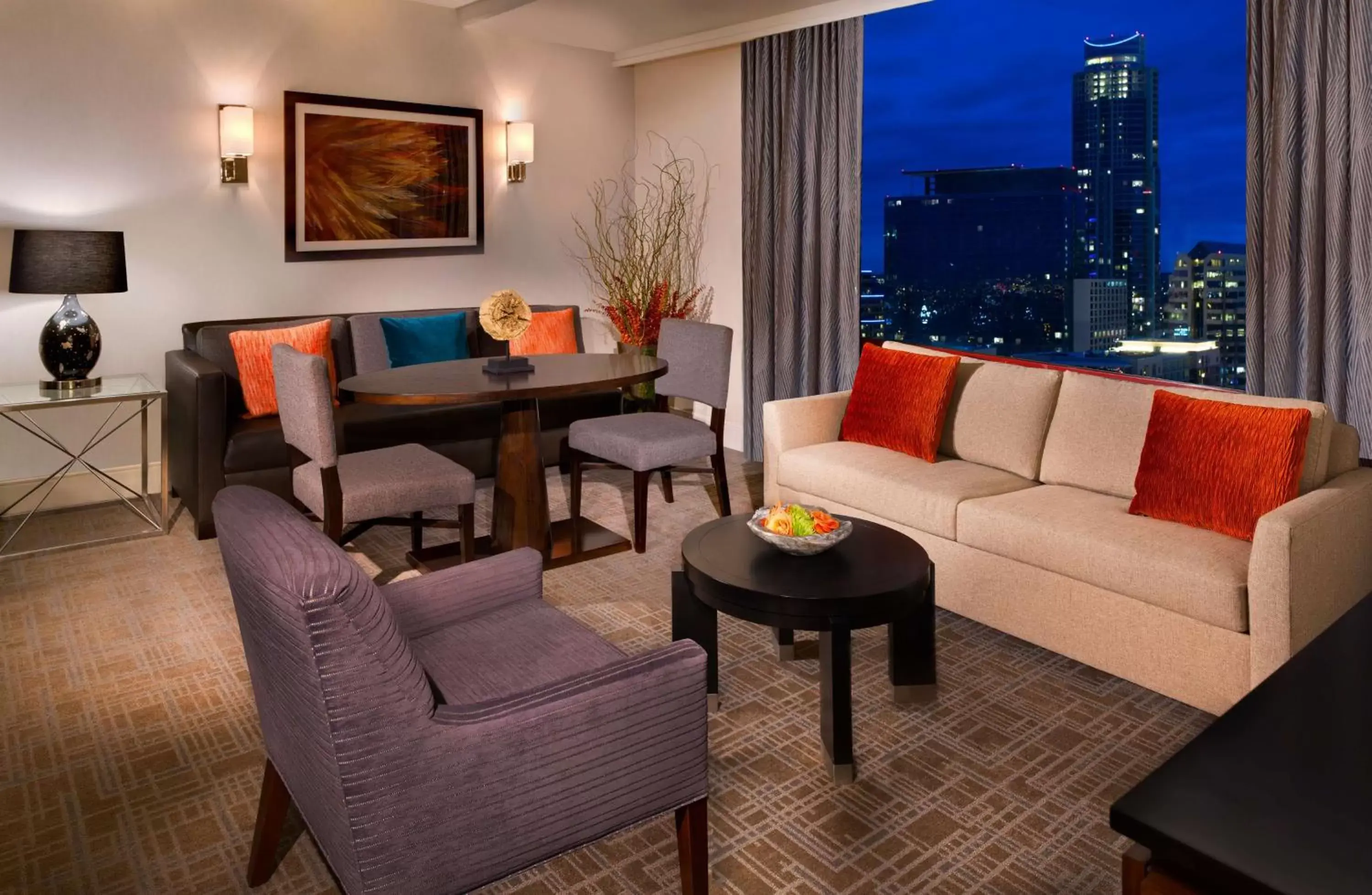 Bedroom, Seating Area in Hilton Austin