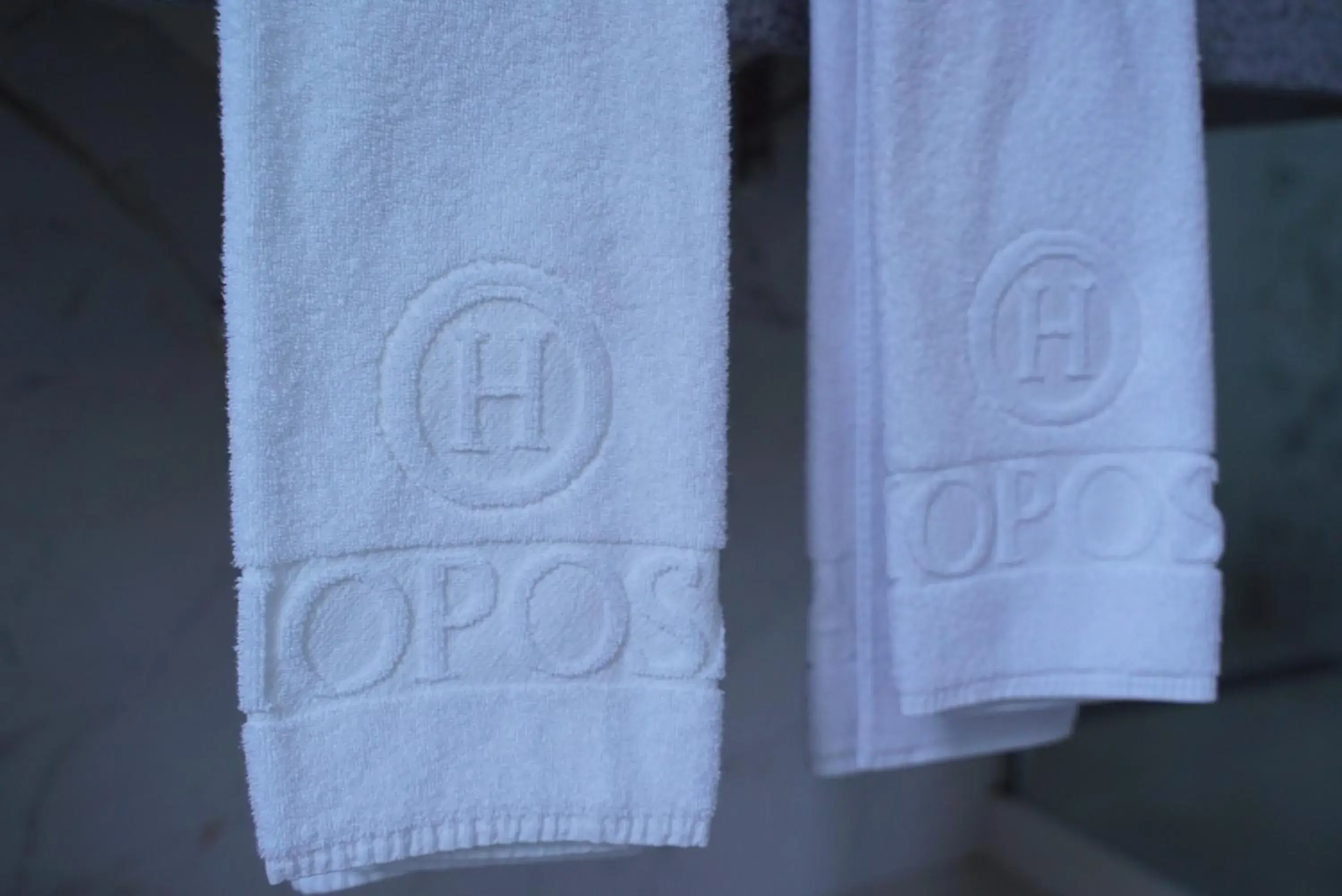 towels, Property Logo/Sign in Hoposa Uyal 4 Sup