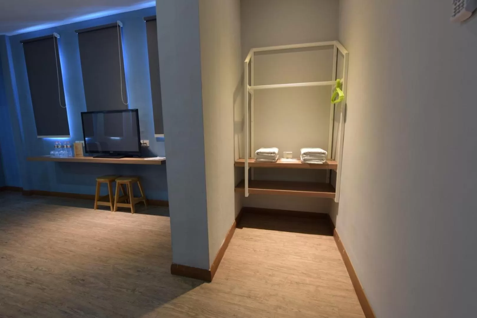 Bedroom, Bed in Kama Hotel