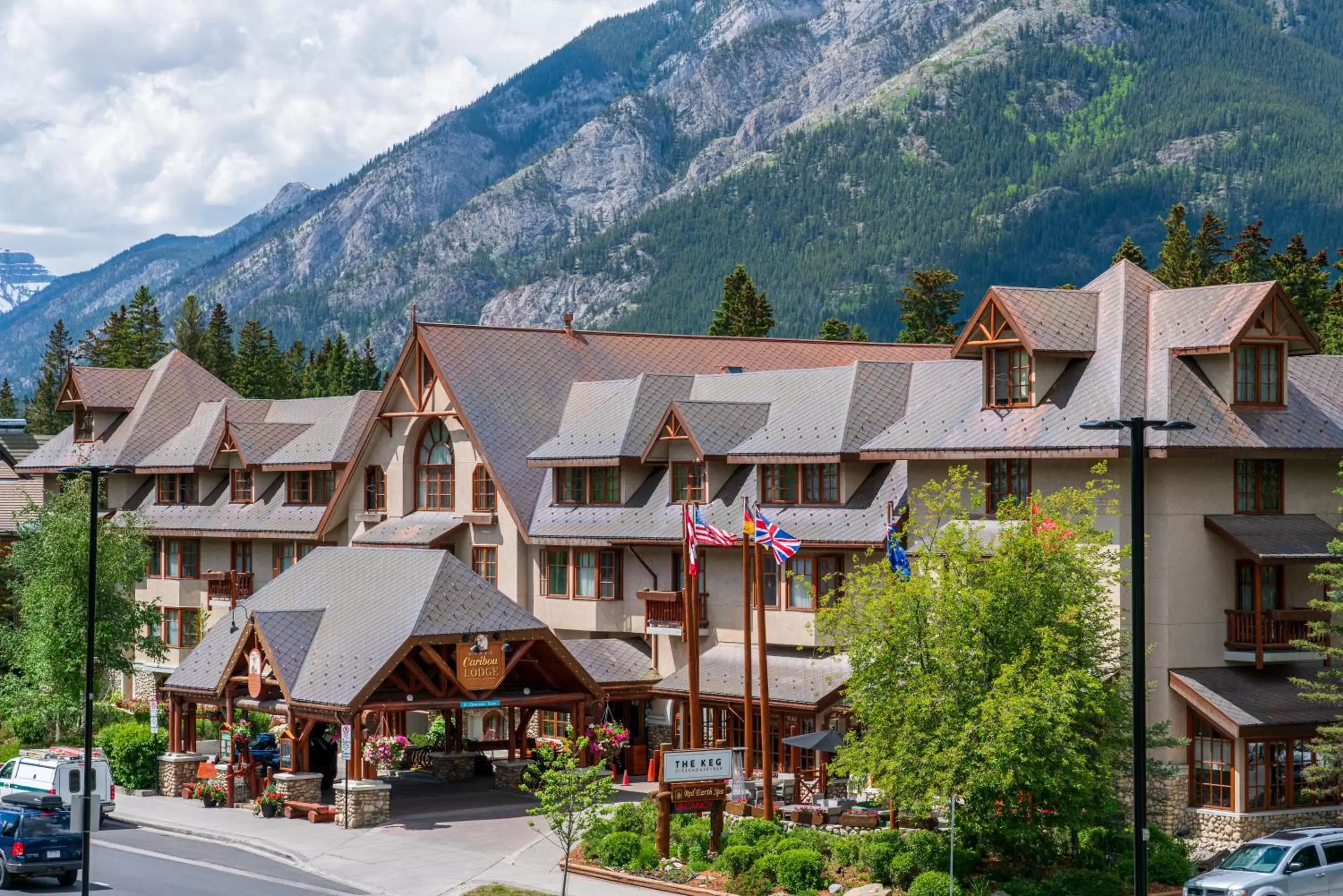 Property Building in Banff Caribou Lodge and Spa