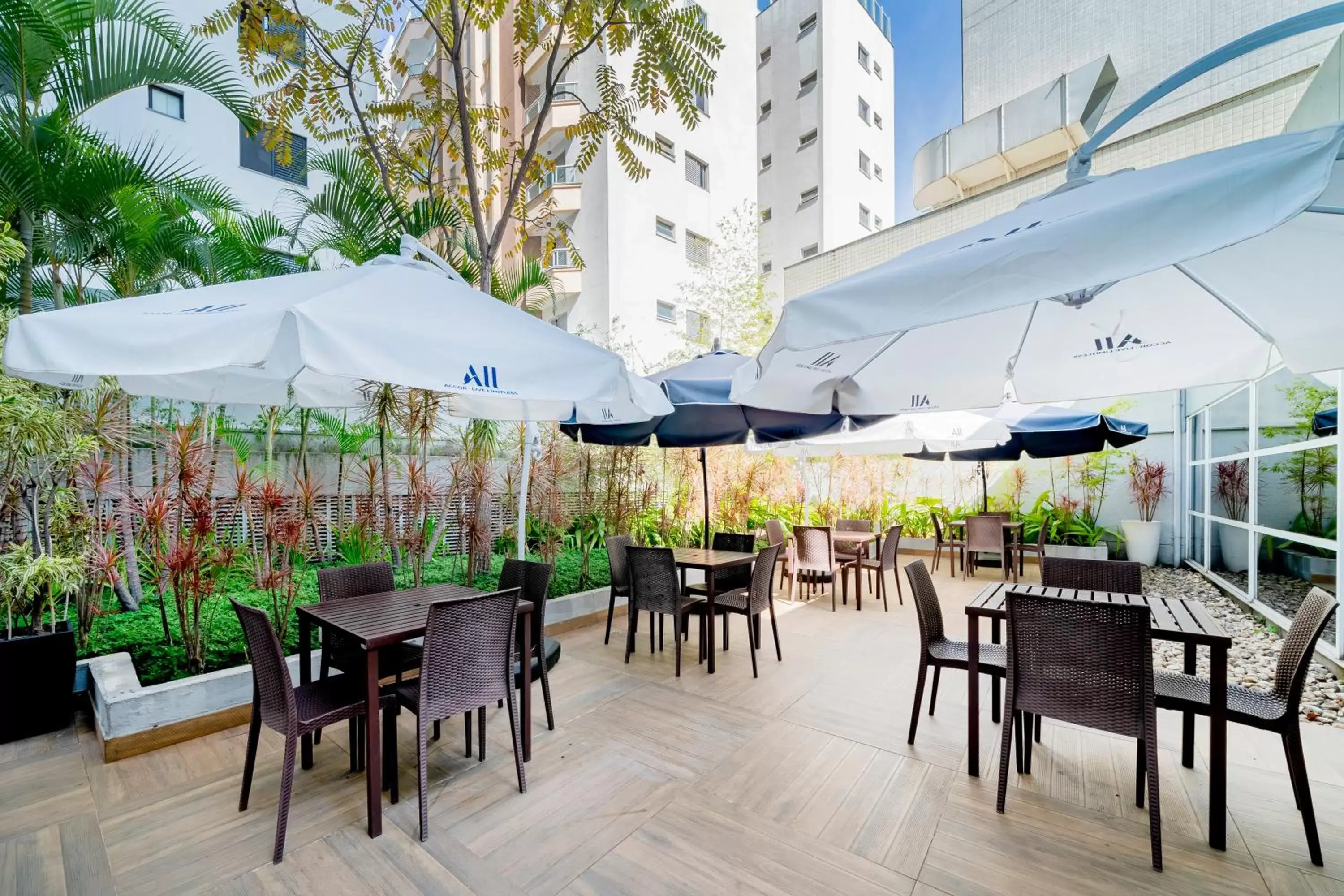 Restaurant/Places to Eat in ibis budget Sao Paulo Jardins