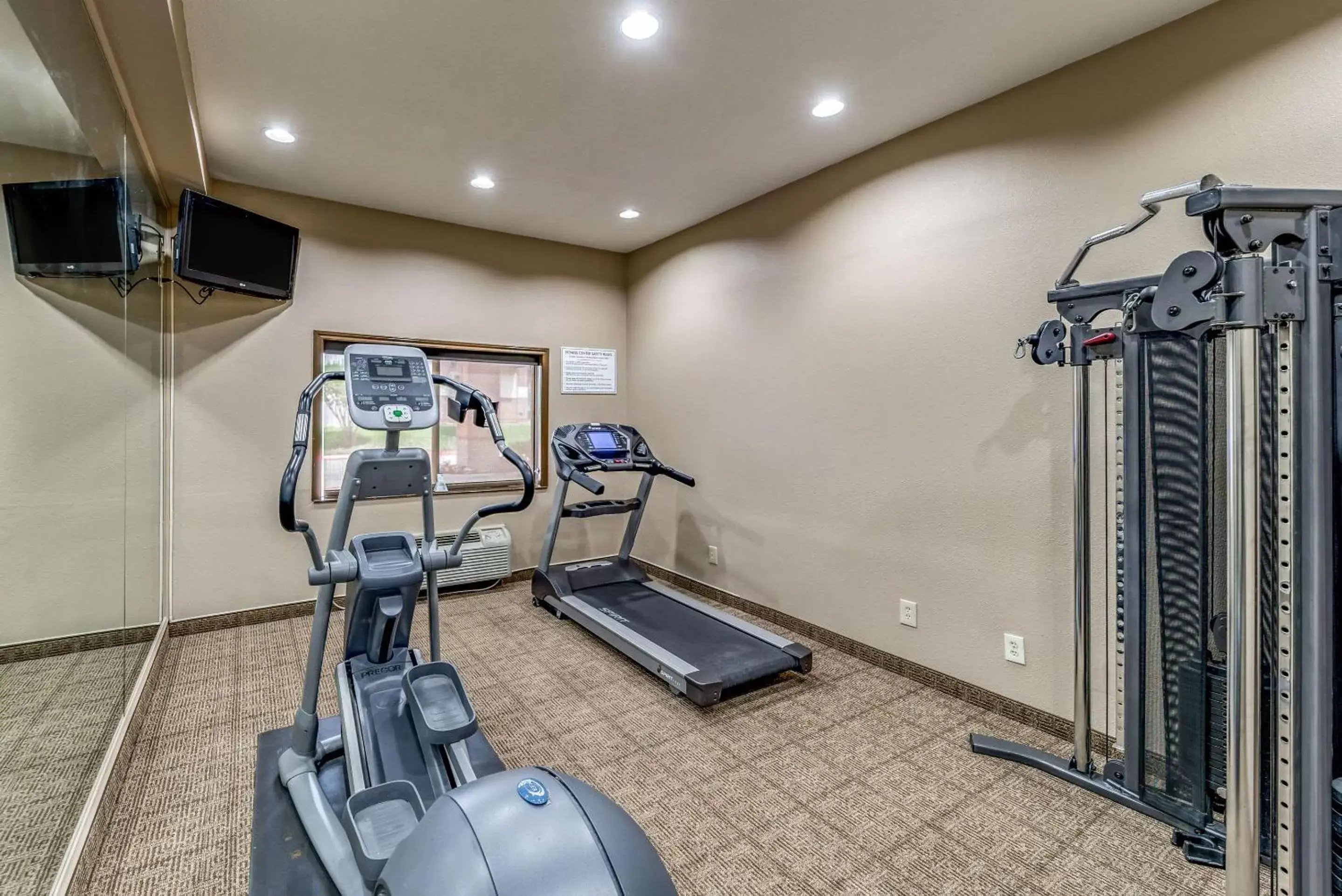 Fitness centre/facilities, Fitness Center/Facilities in Quality Inn West Plano - Dallas