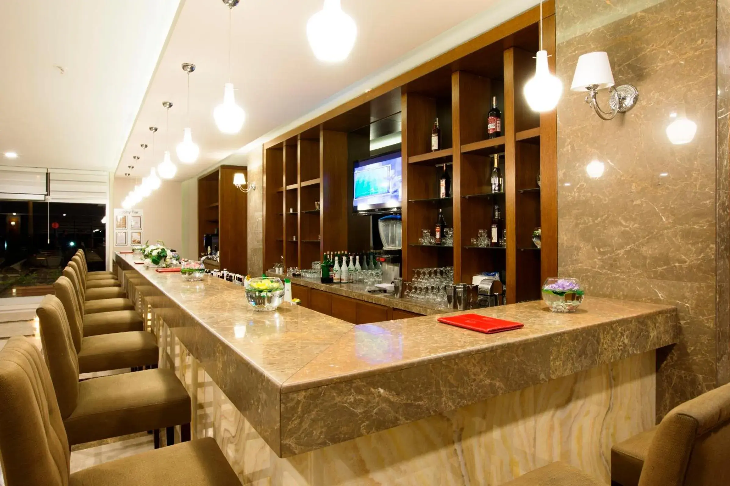 Lounge or bar, Lounge/Bar in Ramada Resort Side