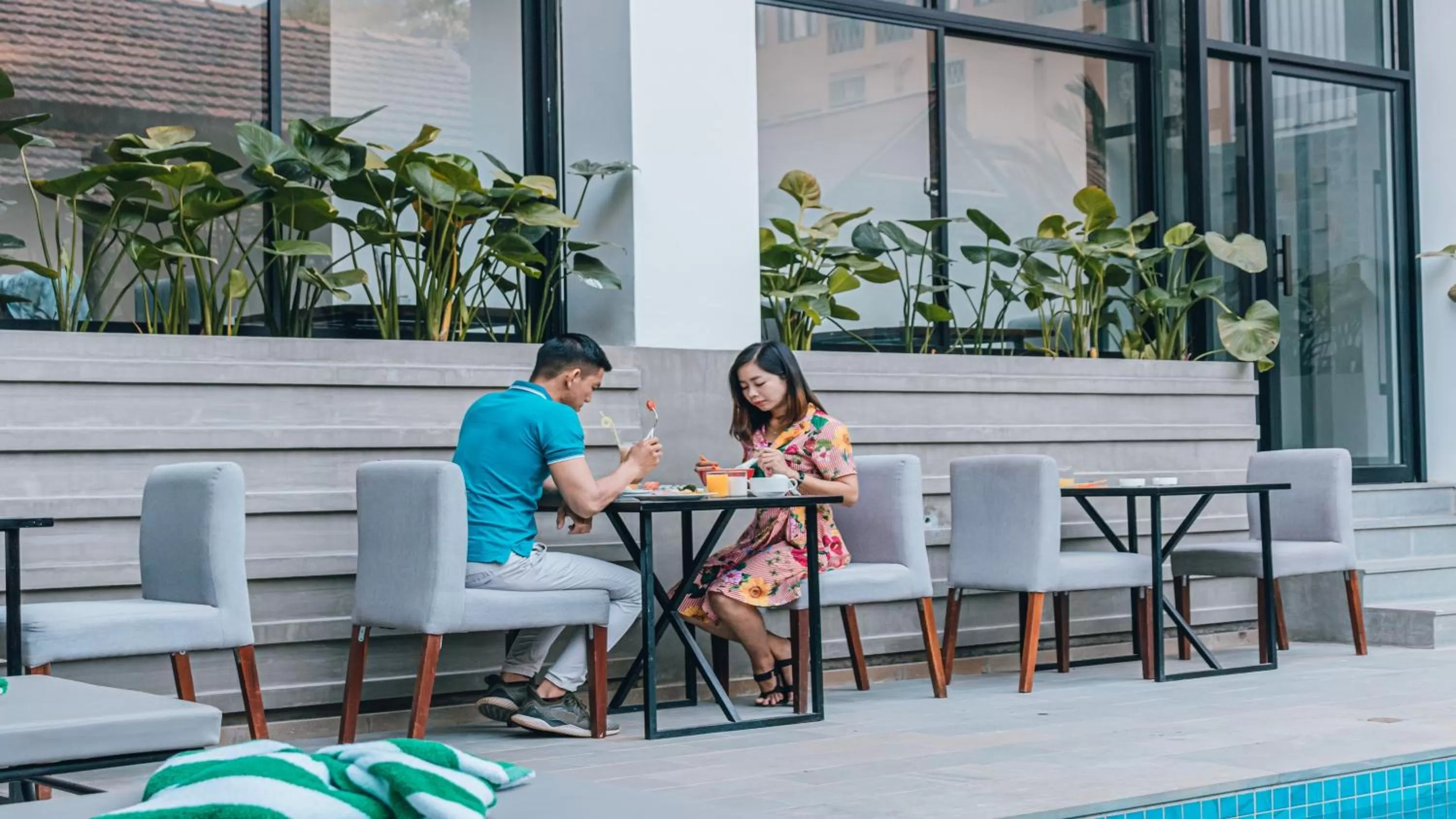 Restaurant/places to eat in Angkor Aurora