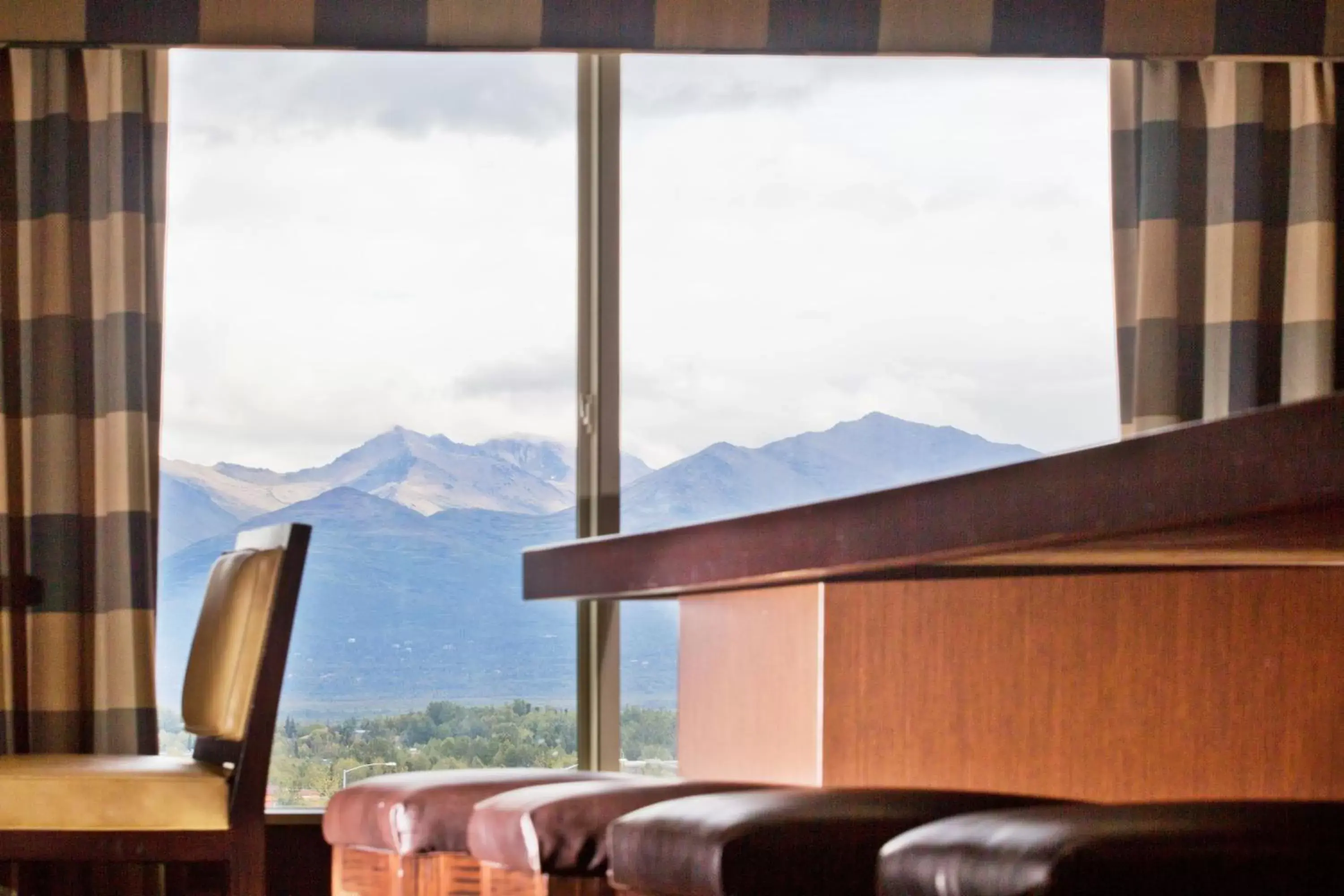 Property building, Mountain View in Crowne Plaza Anchorage-Midtown, an IHG Hotel