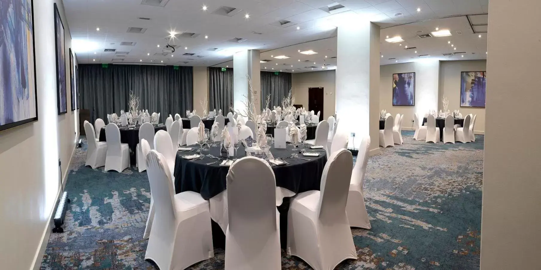 Meeting/conference room, Banquet Facilities in Crowne Plaza Stratford-upon-Avon, an IHG Hotel